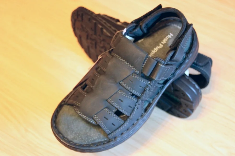 REF: 4282. Hush Puppies