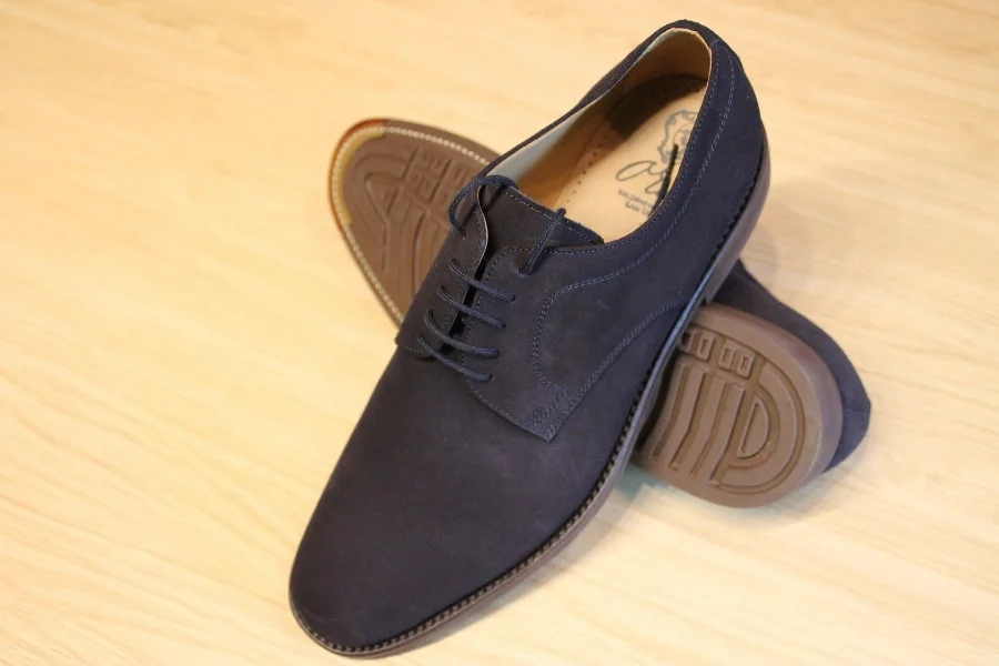 REF: 4237. Georges