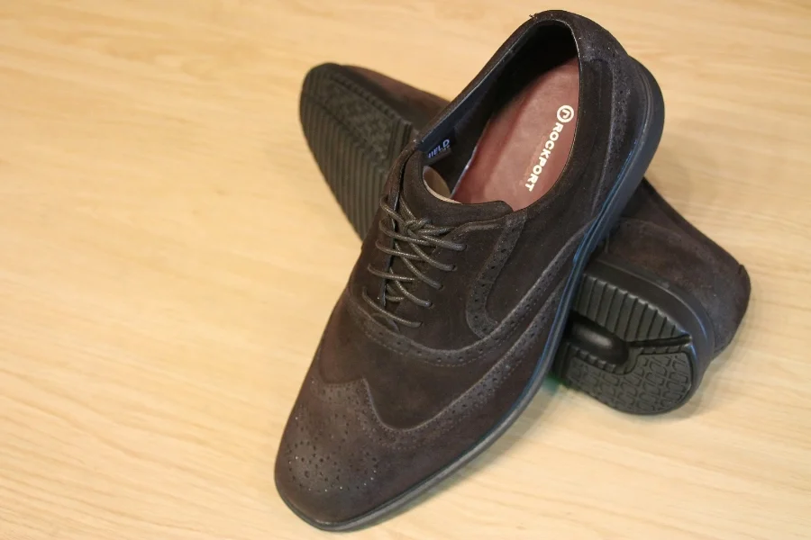 REF: 4040. Rockport