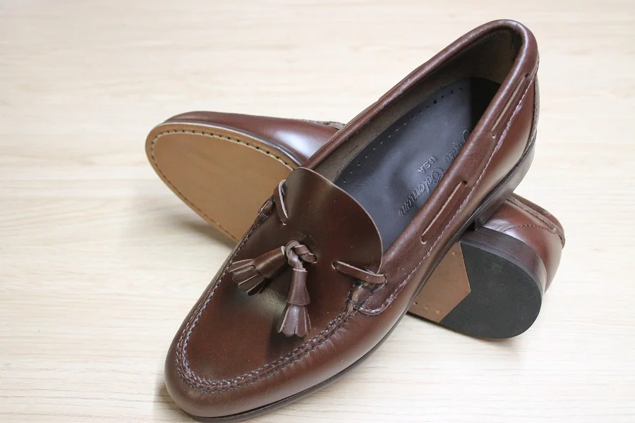 REF:5568.JOHN COLEMAN.