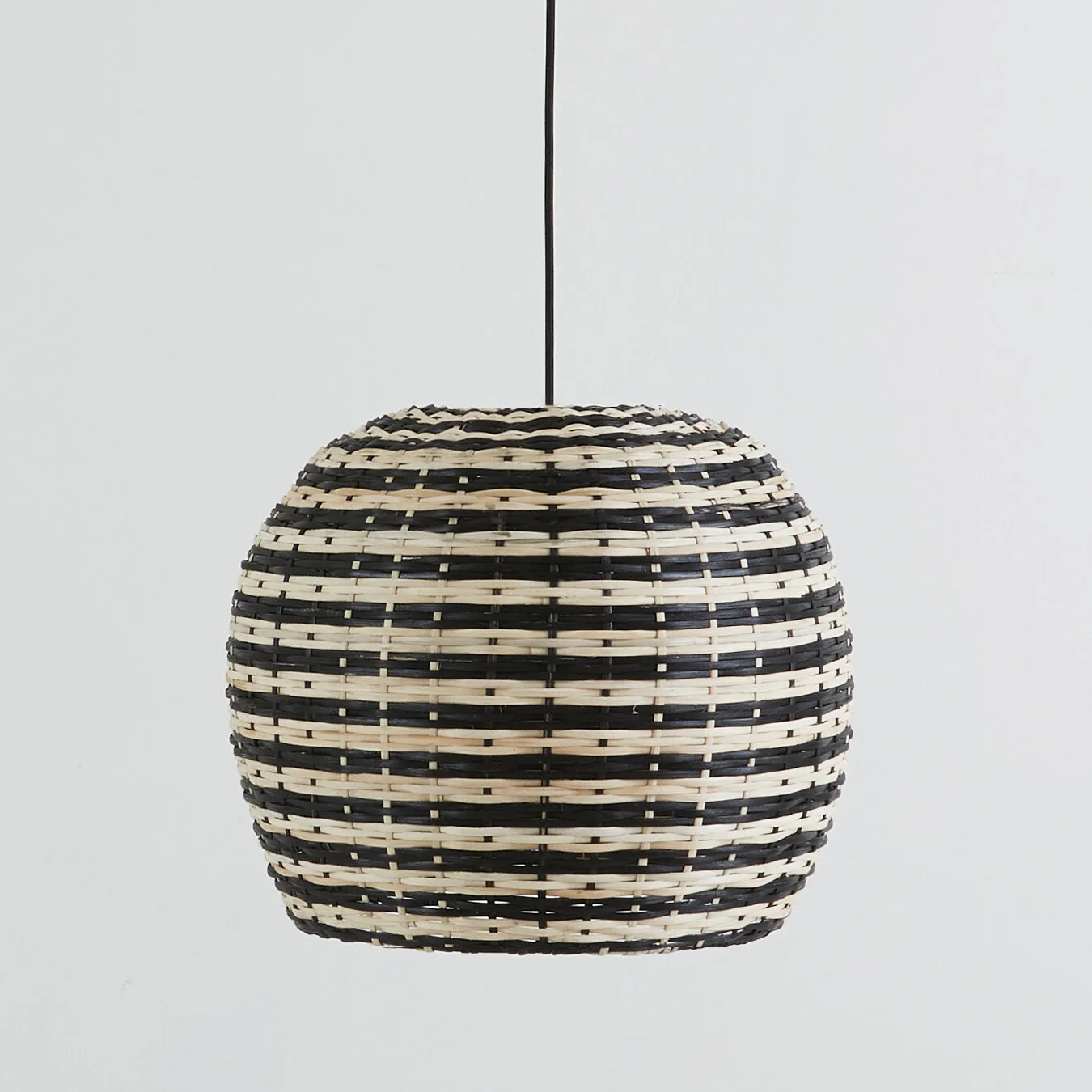 Rattan Light 2.jpg