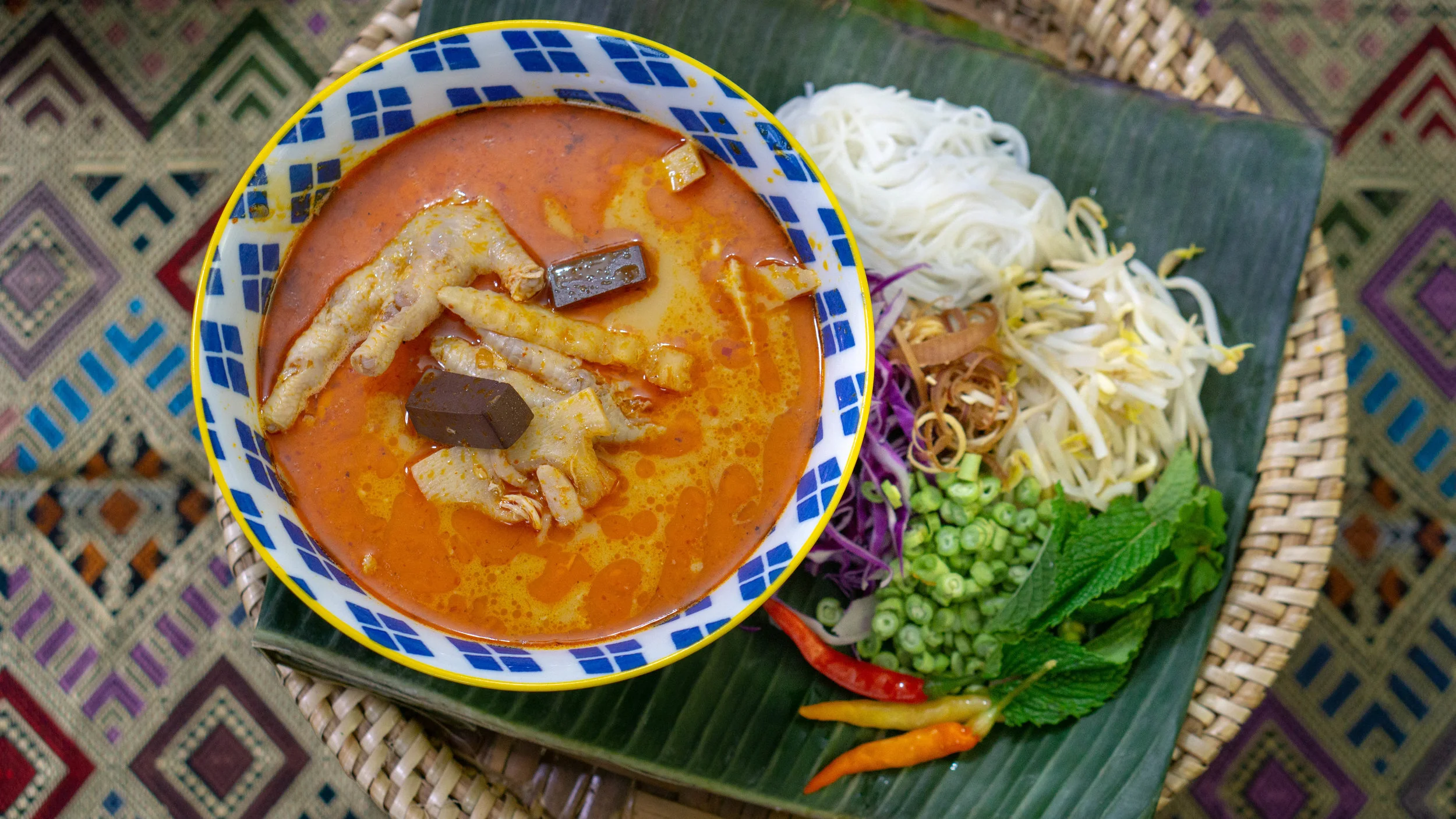 Oodles_Lao_Noodles_KhaoPoon.jpg
