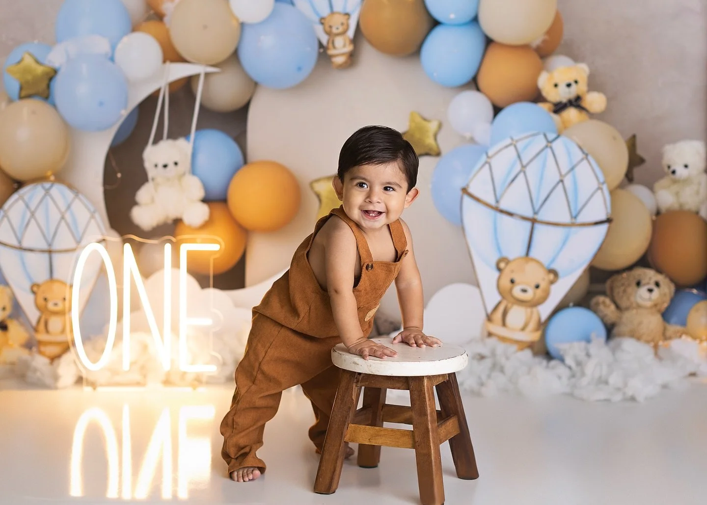Beary 1st Birthday 🧸🐻#cakesmash #cakesmashphotography #cakesmashsession #cakesmashshoot #cakesmashphotographer #cakesmashinspiration #cakesmadewithlove #cakesmashphotoshoot #houston #houstonphotographer #photooftheday 
#baytownphotographer #montbel