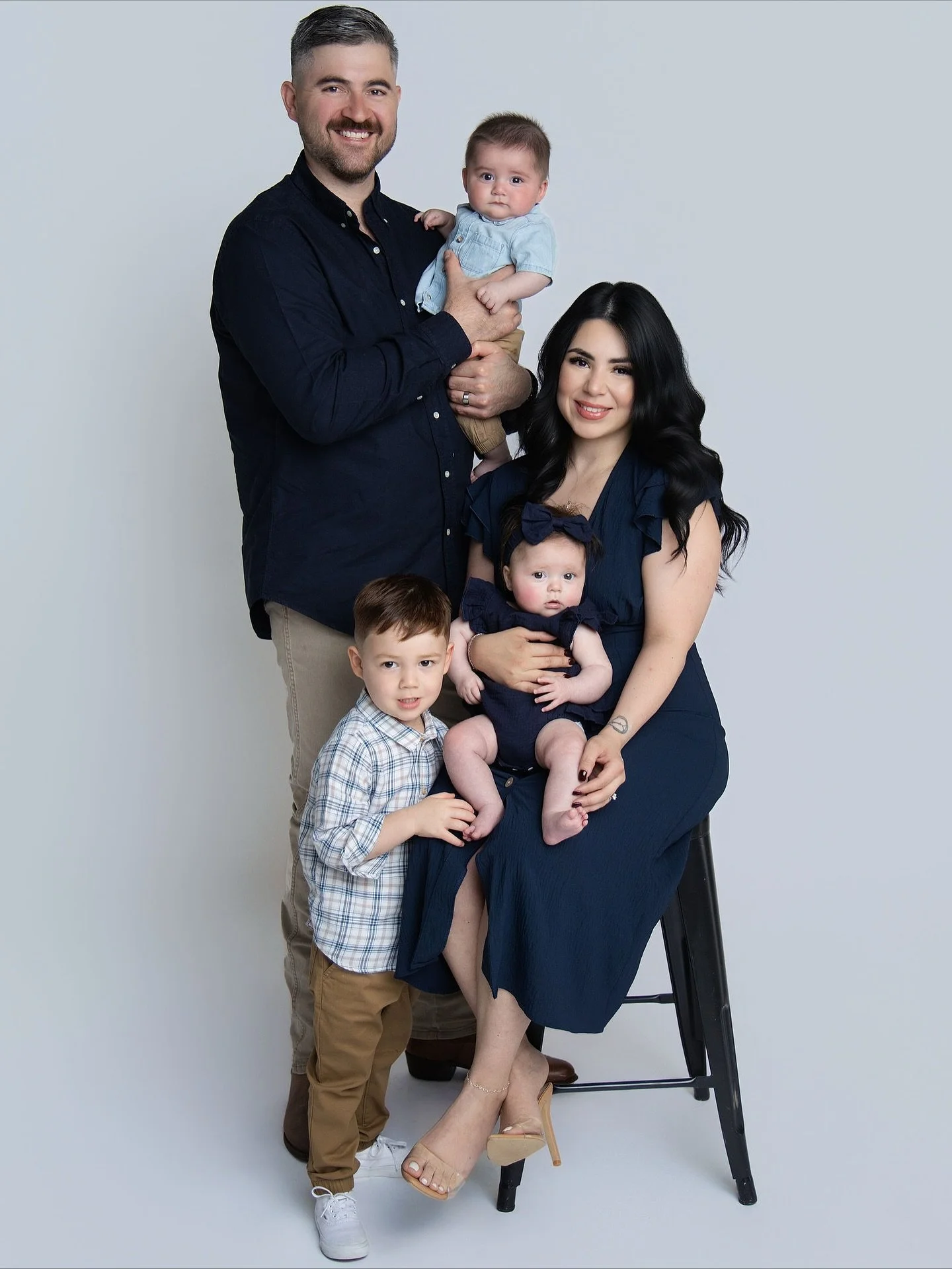 Looking to update your family portraits? ✨📸
ILP now offers year-round Family Minis &mdash; perfect for keeping your memories fresh and beautiful all year long!
&bull; 15-minute session
&bull; 5 professionally edited images
&bull; Only $150 + tax
Qui