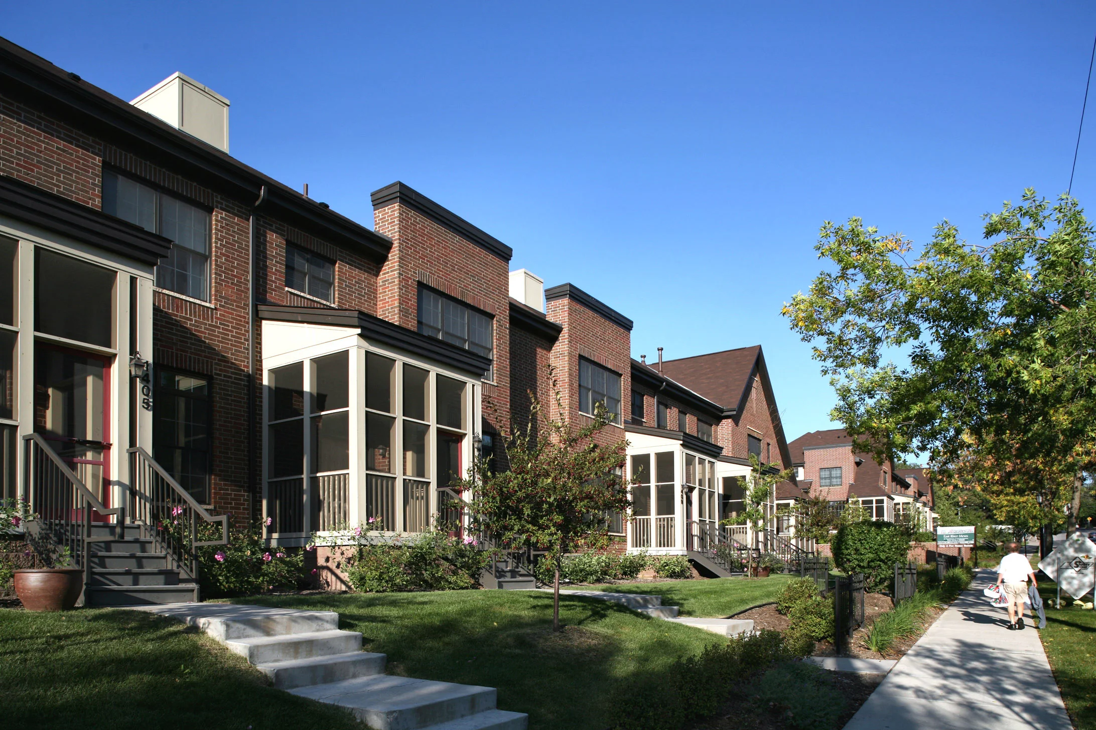 East River Mews-AExt-02.jpg