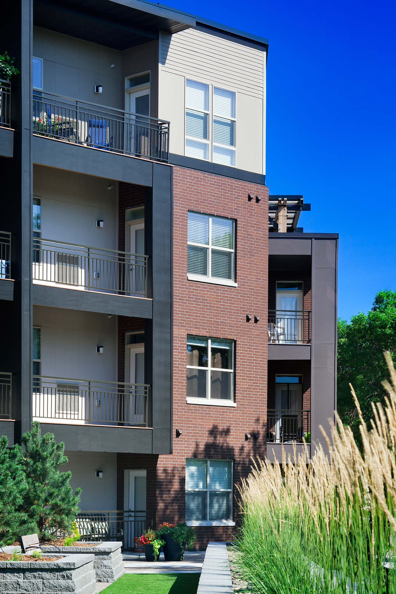 Lyndale_Plaza_20130723-17.jpg