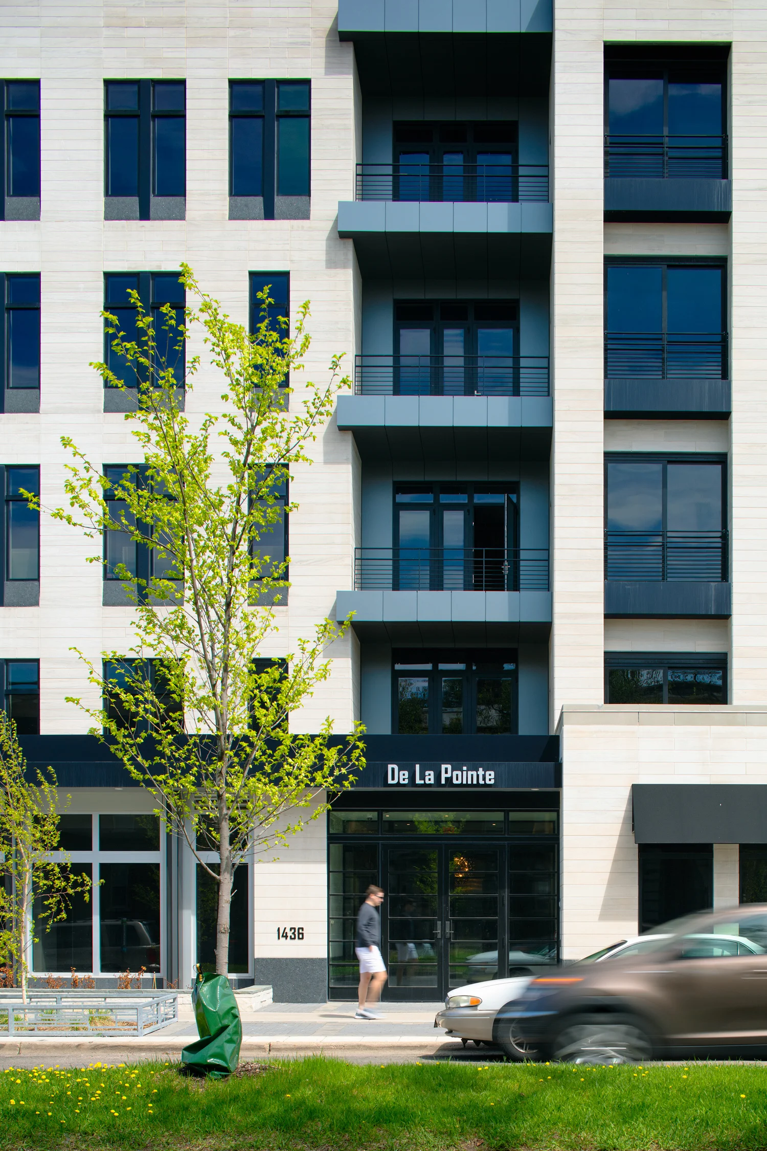 De La Pointe_6.jpg