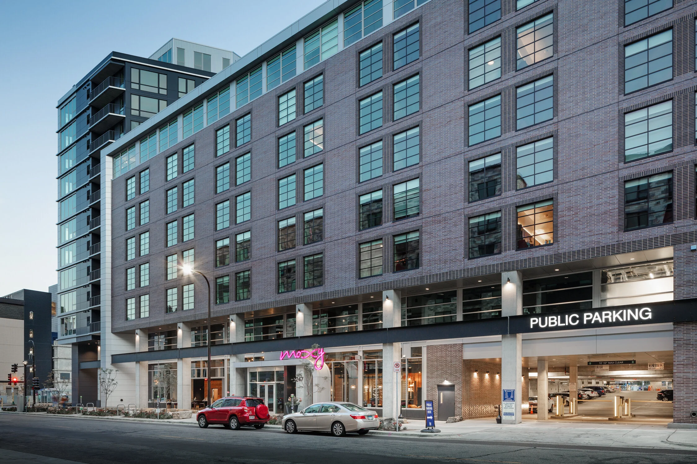 Moxy_20191003-8337.jpg