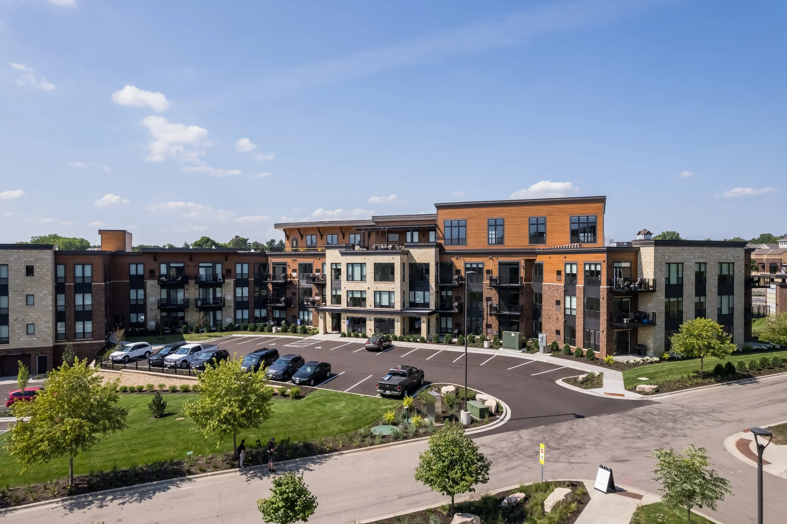 230802_Reserve-Mendota-Heights_L_003.jpg