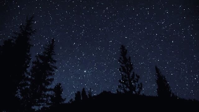 Had an extra night this weekend to explore some new things with the camera. Each of these videos actually takes hours to shoot, enough so that we pretty much killed the batteries doing so. I took these two night lapses with different cameras:
1: Niko