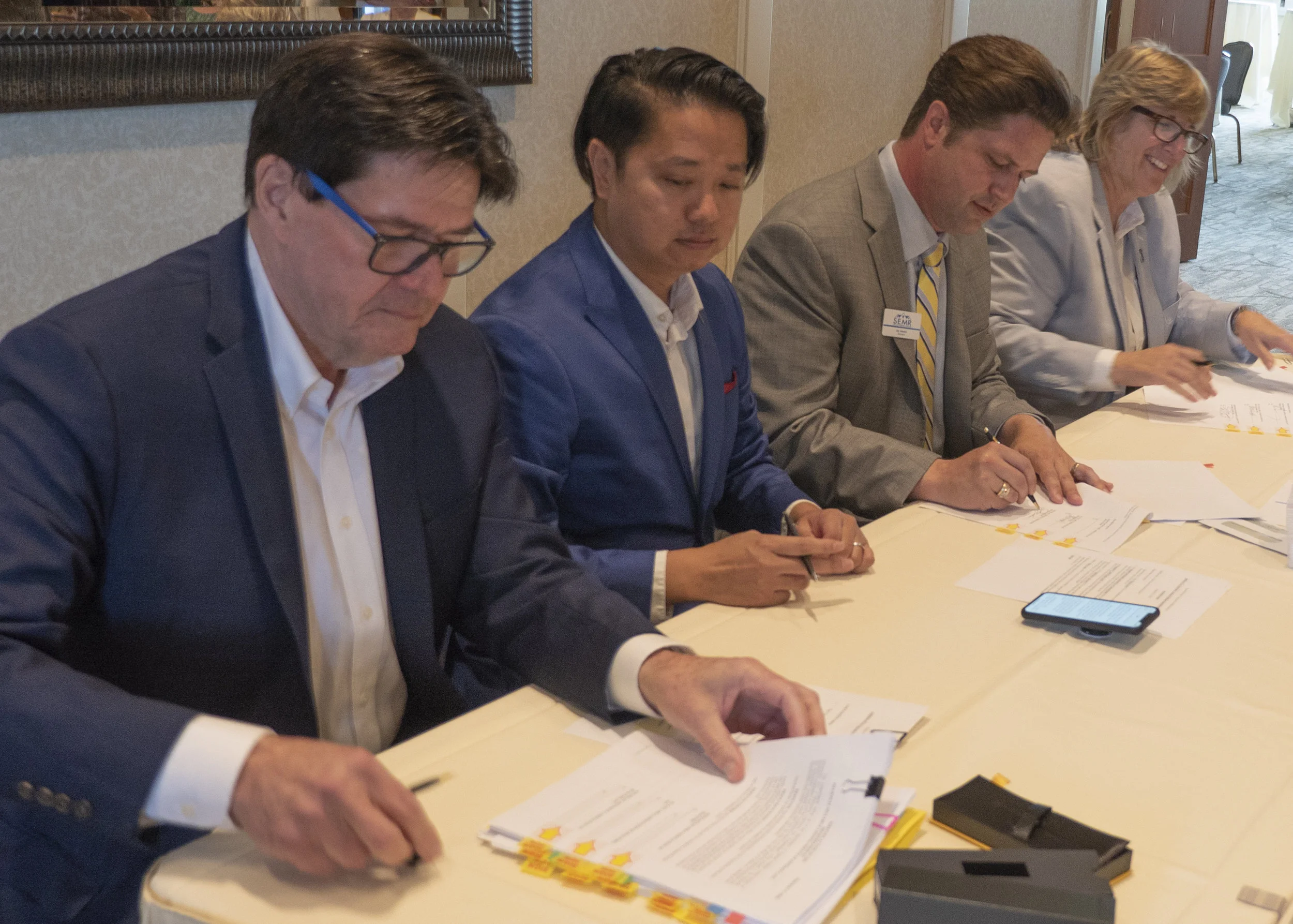 Signing3.jpg