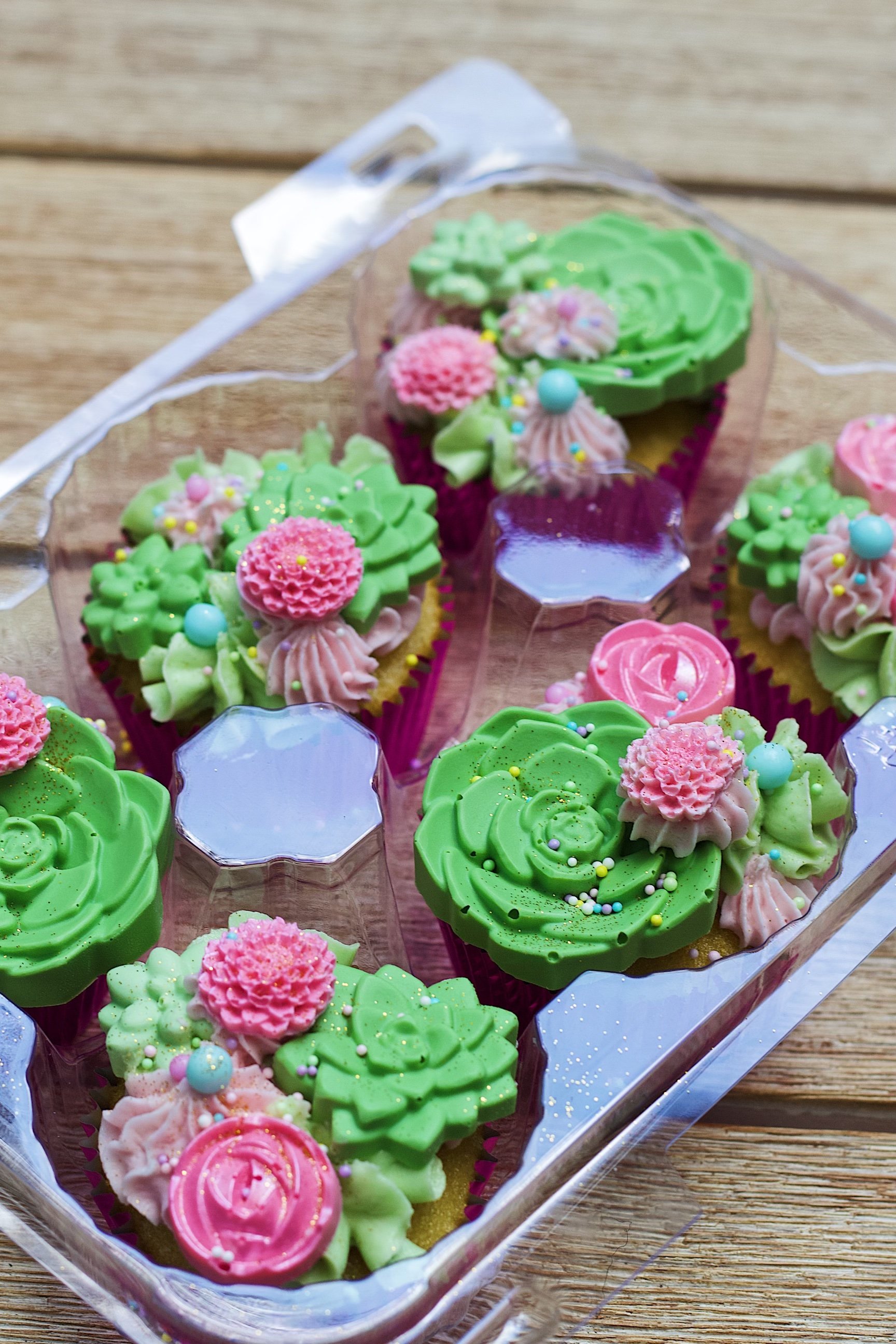 desert rose cupcakes.jpeg
