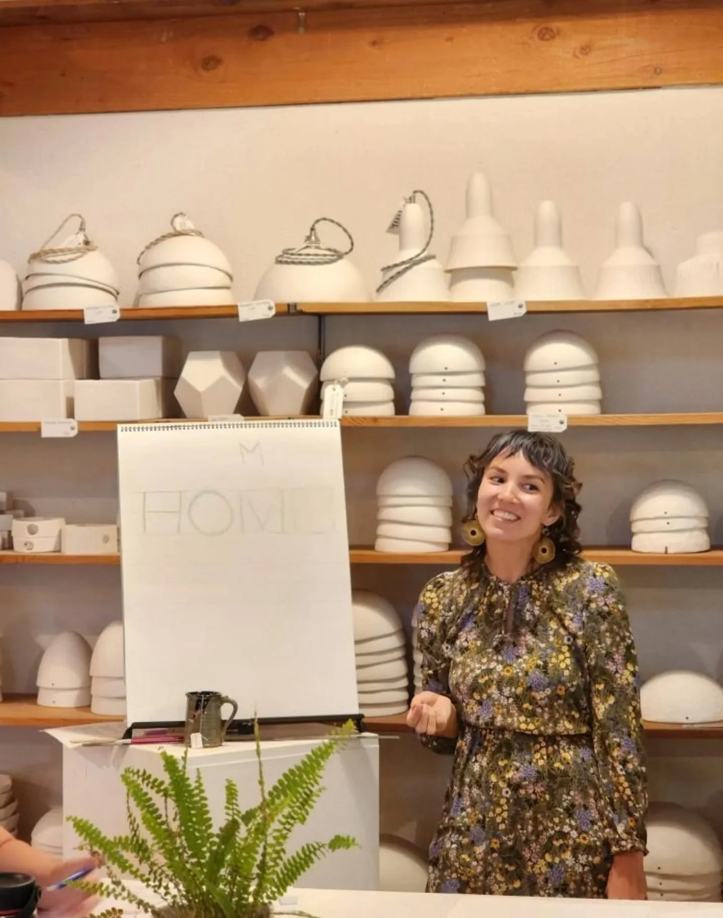 Teaching Intro to Hand Lettering at @revolve_cc on Friday Nov 7th at 2pm. Come learn the basics of drawing letterforms, it's my favorite and I'd love to share what I've learned over the years!