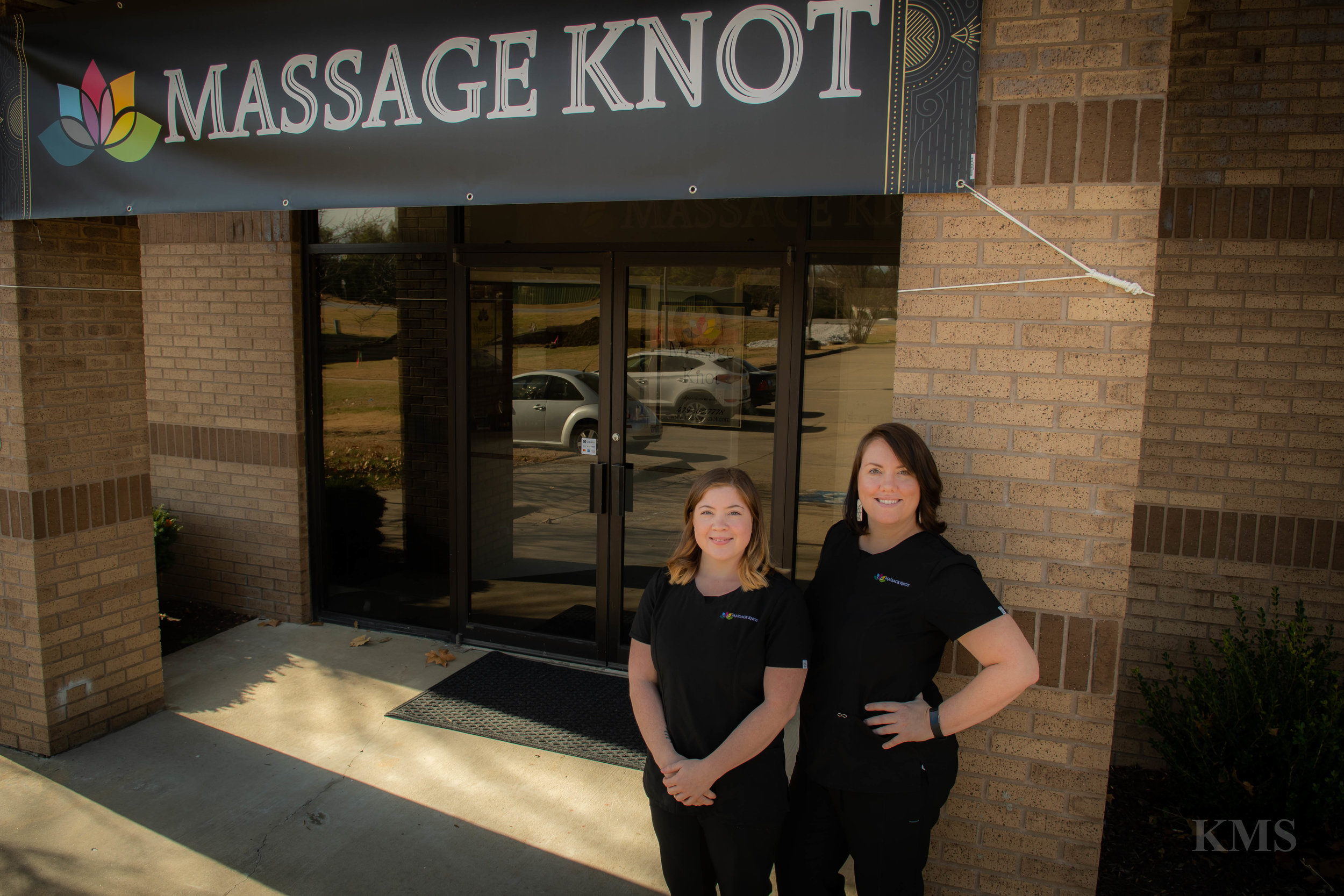 Gallery KMS Photography by Kendra Sours — Massage Knot