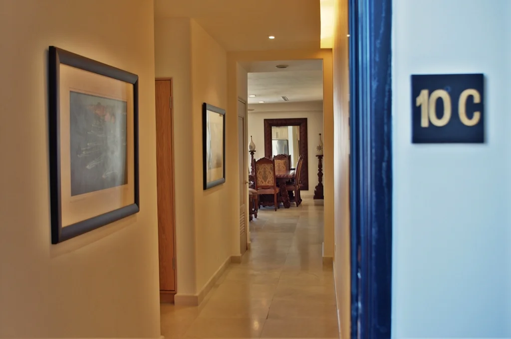 Front door 10c luxury.jpg