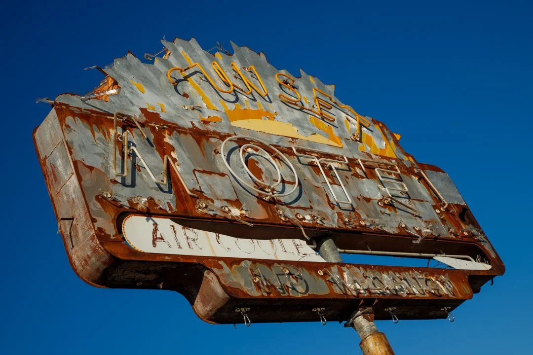 2019 Sunset Motel Sign
