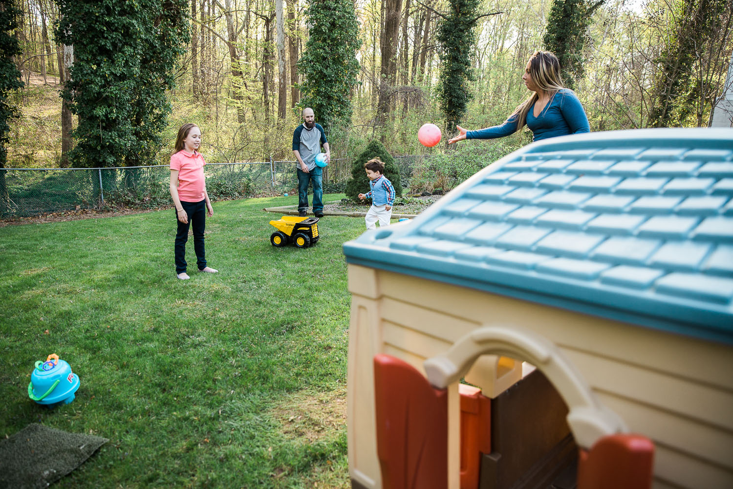 At-home-family-storytelling-photo-session-9.jpg