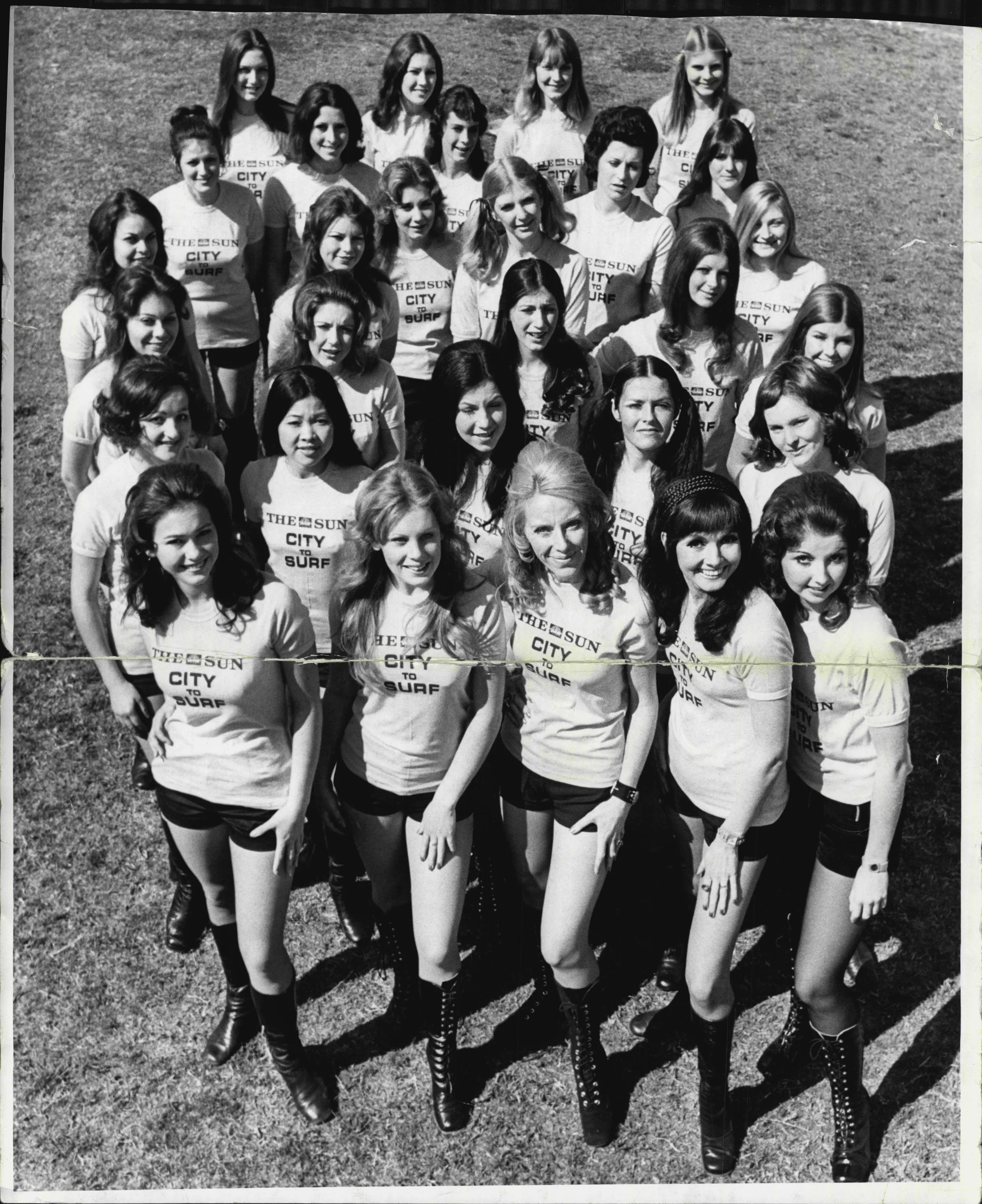 City2Surf Cheerleading squad.