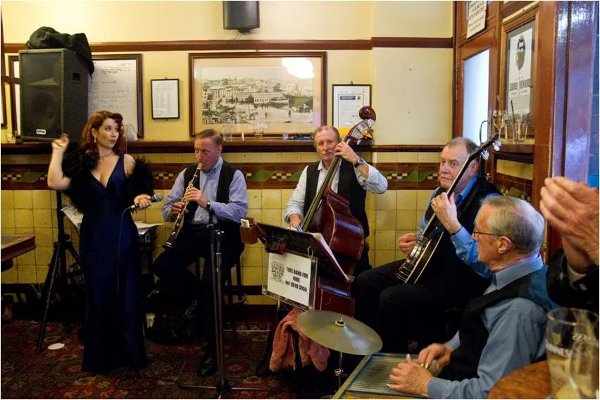17E: Robbers Dog Jazz Band