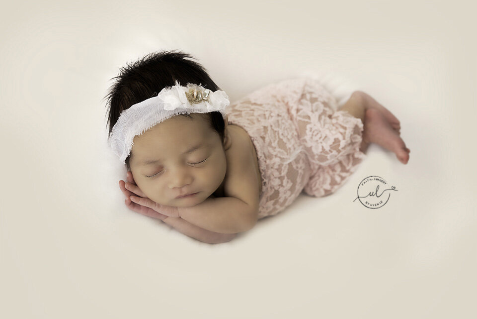 Brooklyn's newborn 2.jpg