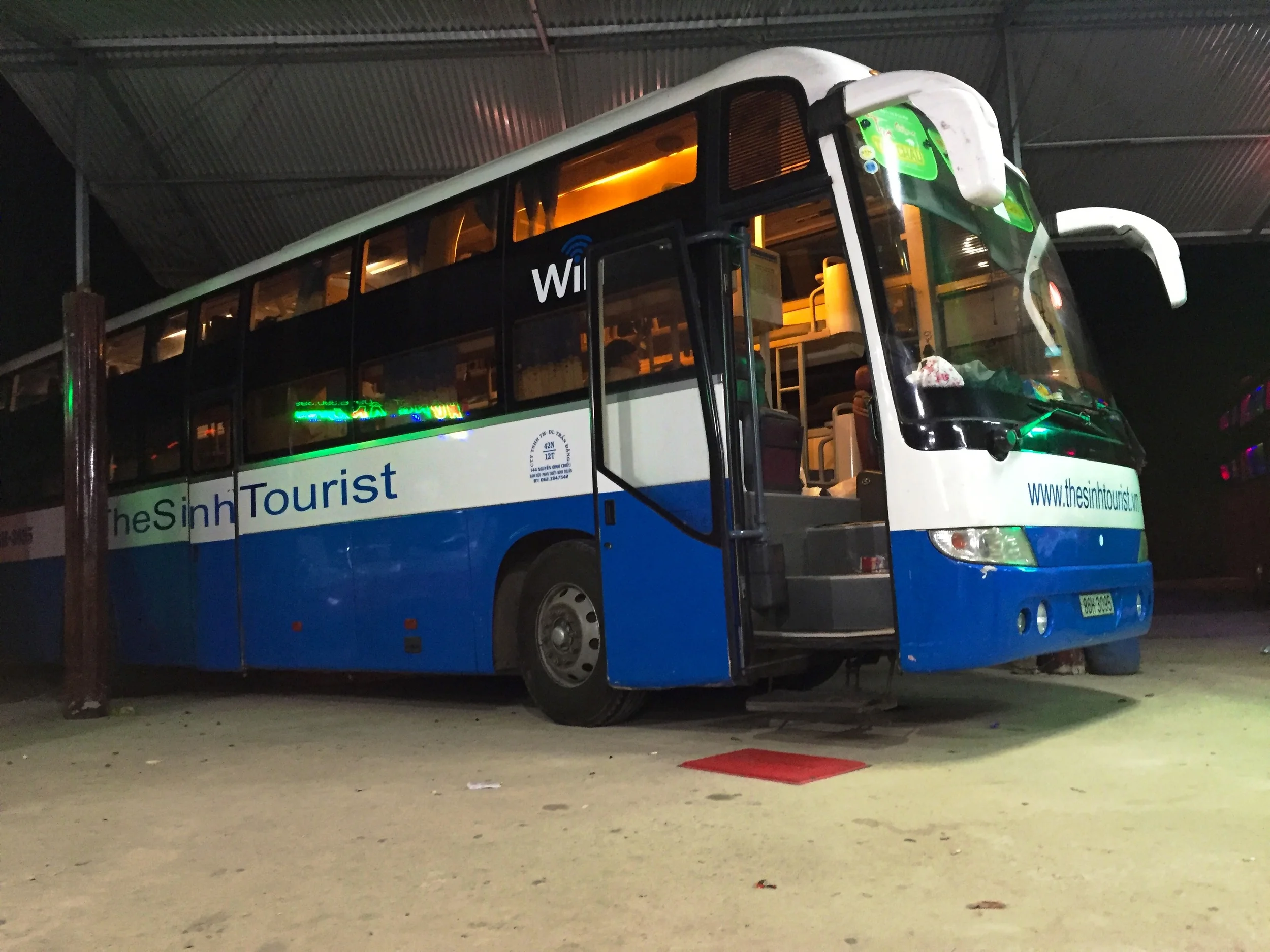 Night(mare)bus