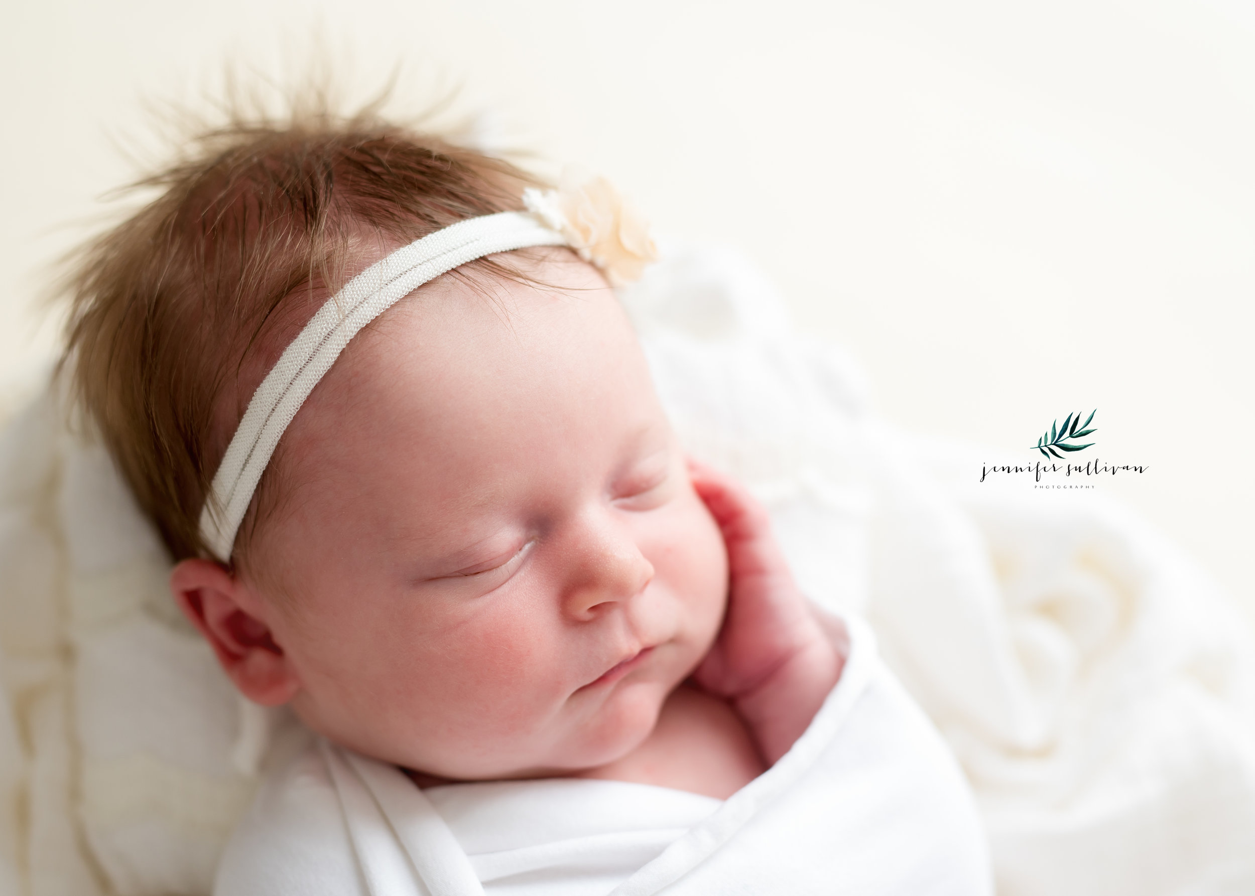 DARTMOUTH  newborn  PHOTOGRAPHER-400-9.jpg