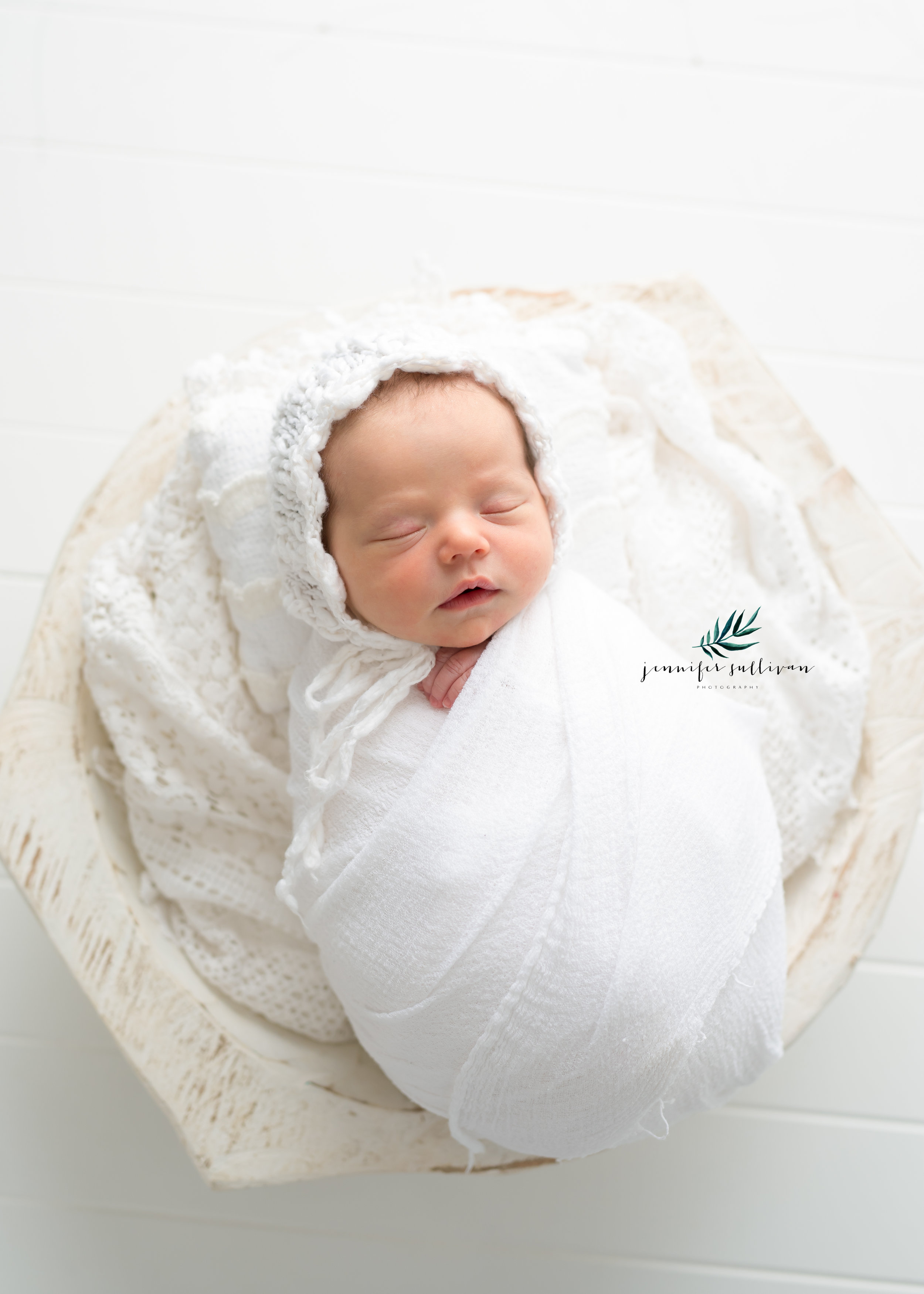 DARTMOUTH  NEWBORN PHOTOGRAPHER-400-7.jpg