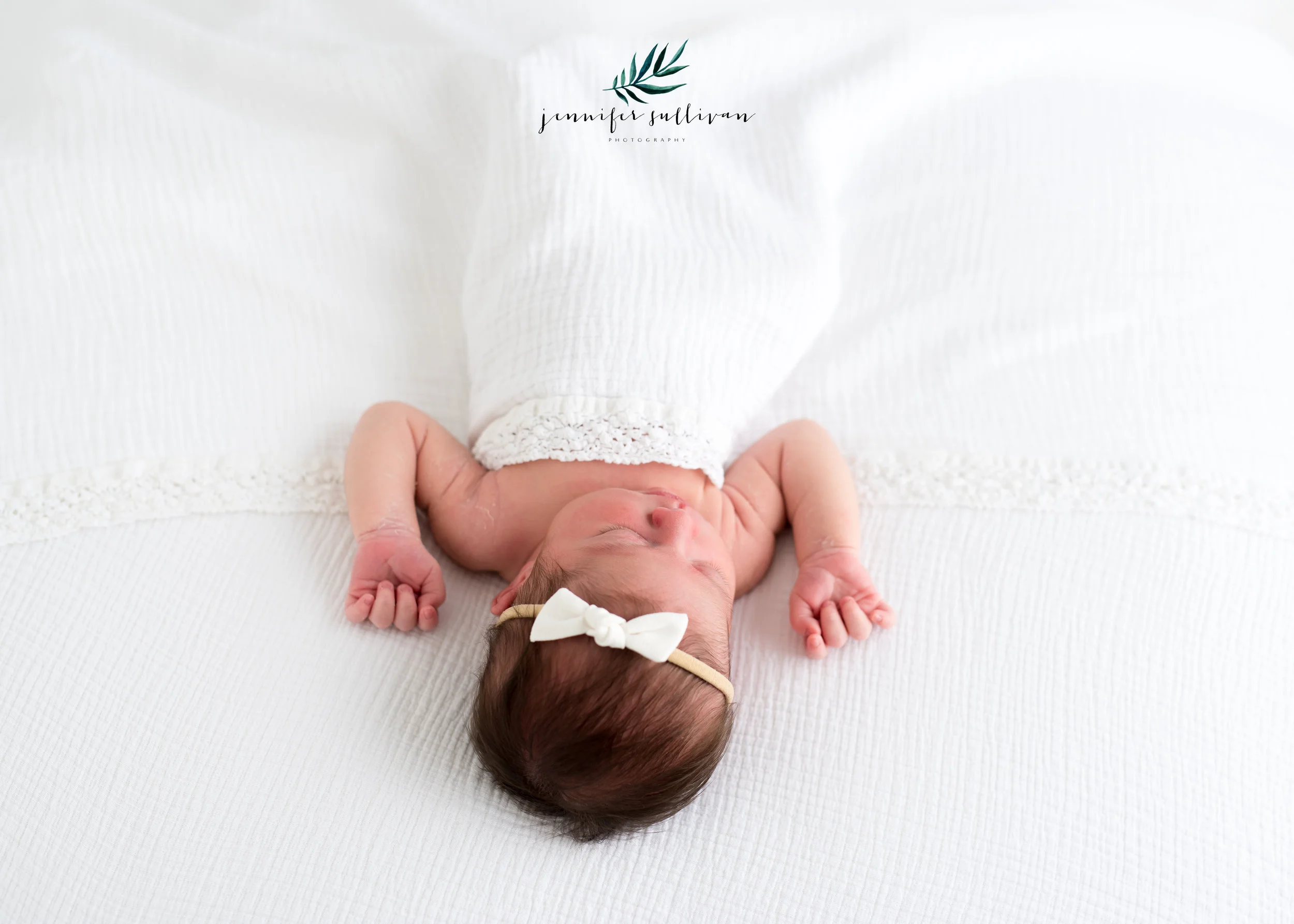 DARTMOUTH-NEWBORN-PHOTOGRAPHER-400-6.jpg