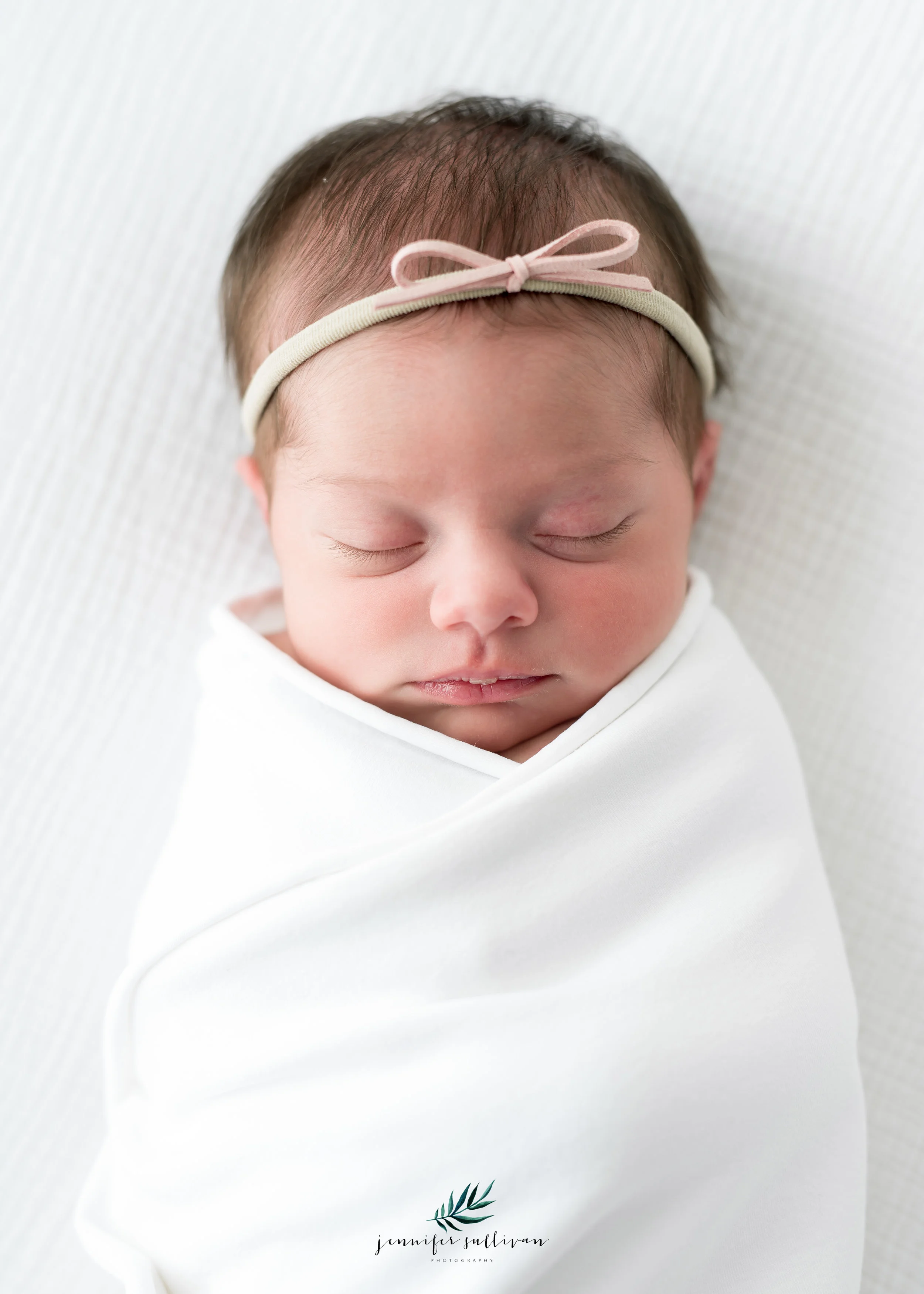 DARTMOUTH-NEWBORN-PHOTOGRAPHER-400-9.jpg