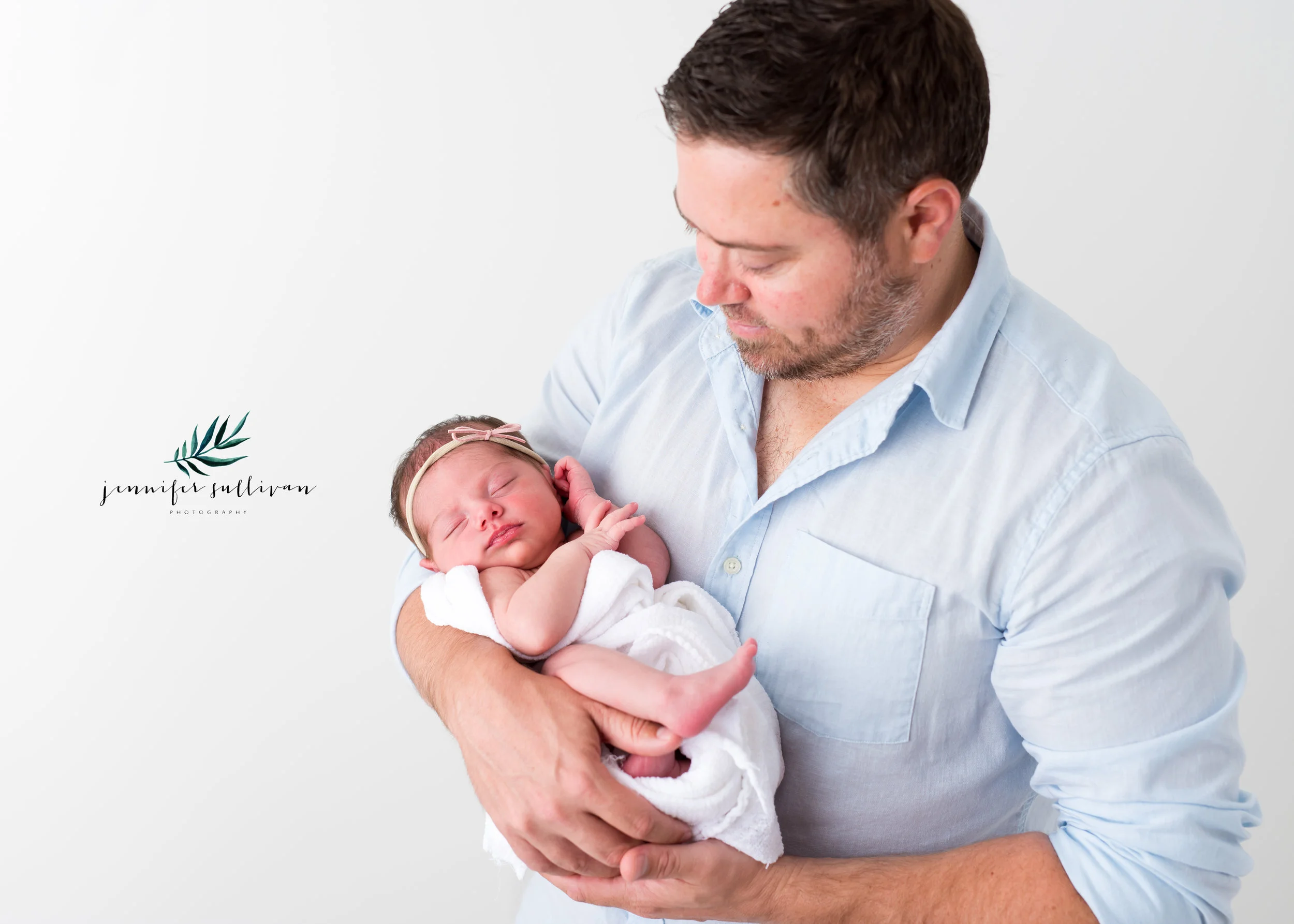 DARTMOUTH-NEWBORN-PHOTOGRAPHER-400-12.jpg