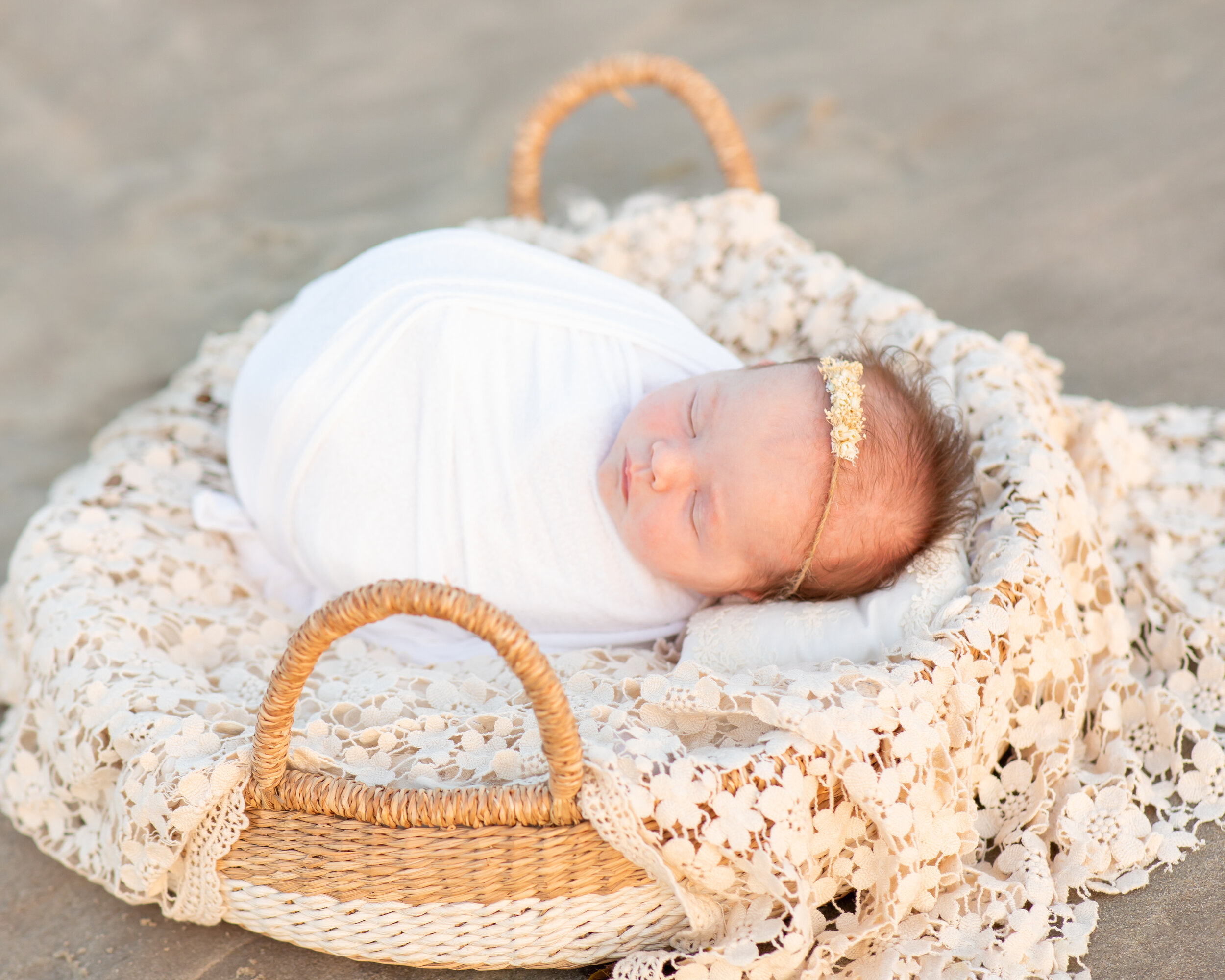 dartmouth-beach-newborn-photographer-101-13.jpg