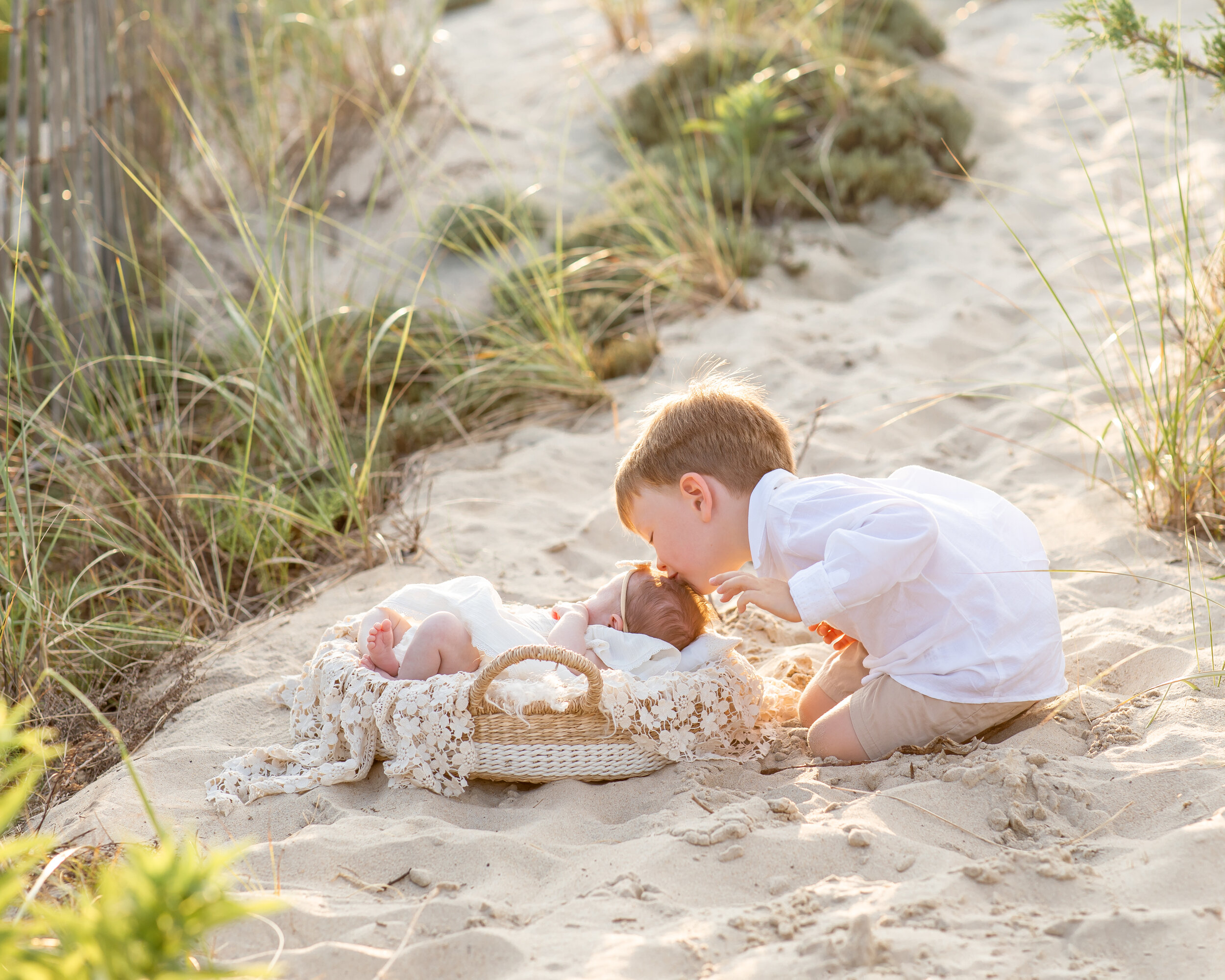 dartmouth-beach-newborn-photographer-101.jpg