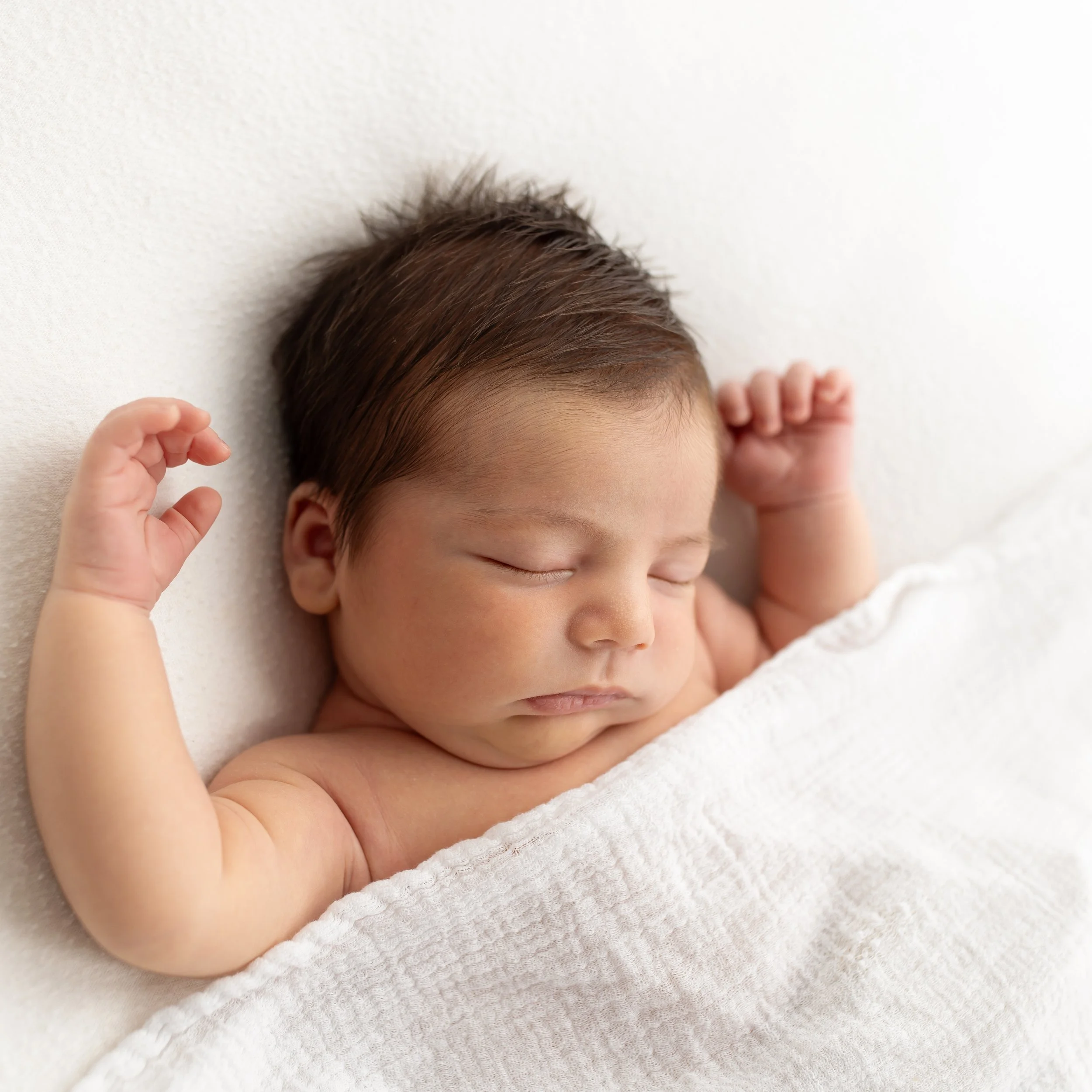 CHARLESTON-NEWBORN-PHOTOGRAPHER-10.jpg