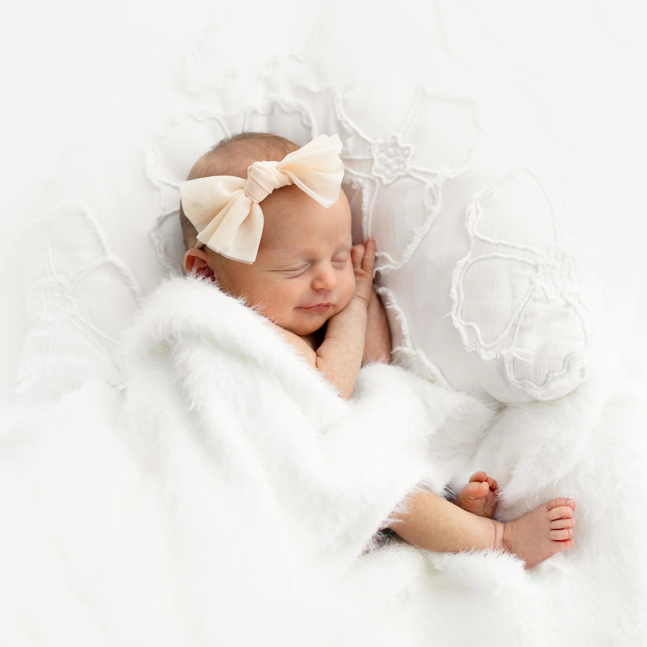 DARTMOUTH-NEWBORN-PHOTOGRAPHER-3.jpg