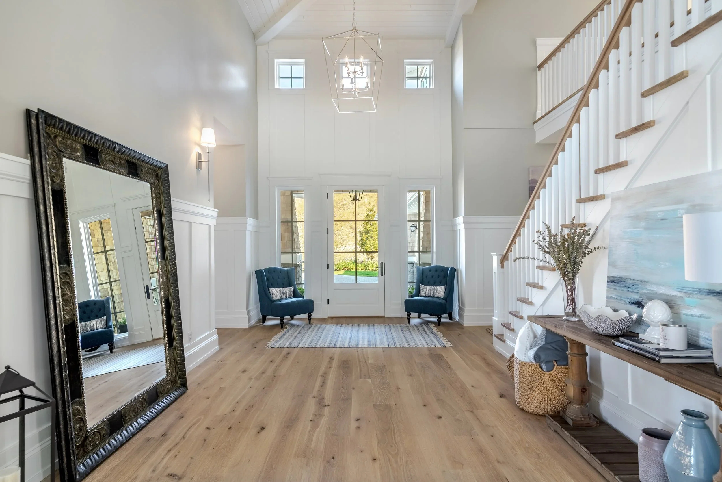 Luxury Vinyl Plank vs Laminate Flooring: What's the Difference?
