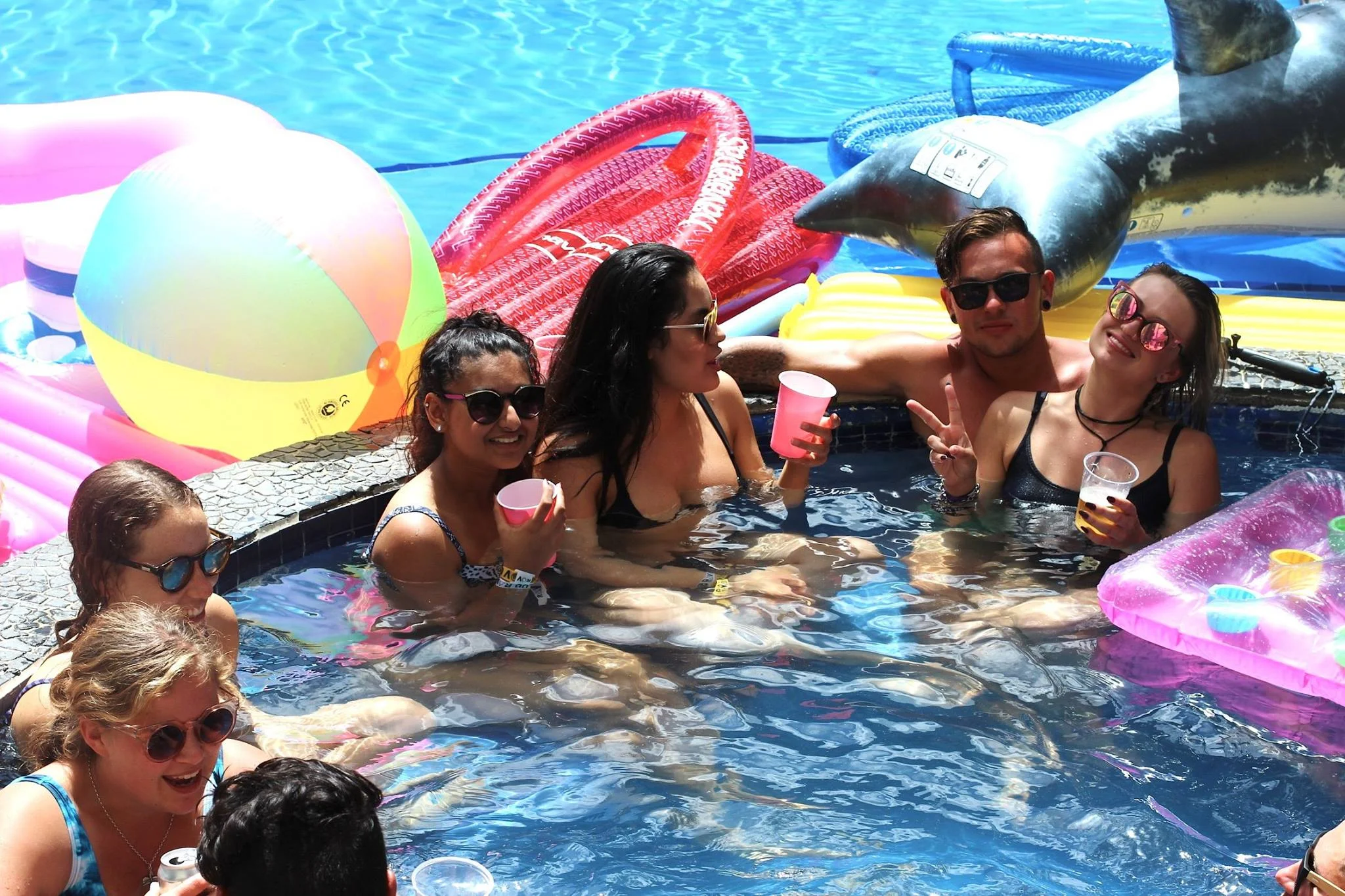 Emerald Hotel Photo 1
