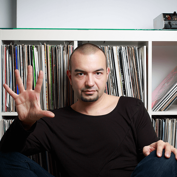 <a href="http://www.rhythmandvines.co.nz/artists/kink">KiNK <br> Live</a>