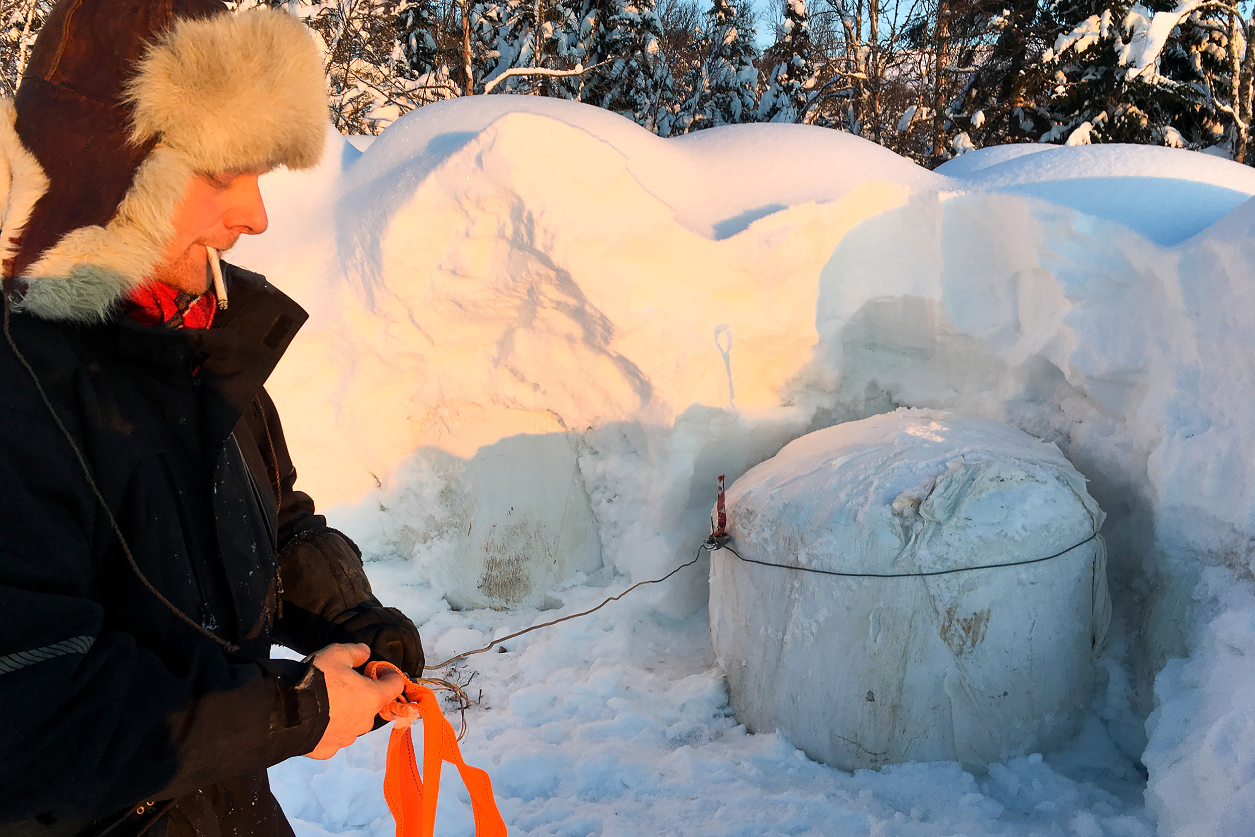 Reiulf Aleksandersen working on property