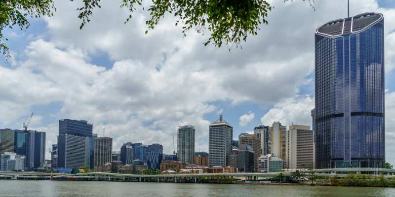 A voice memo from a busy bus stop in Brisbane