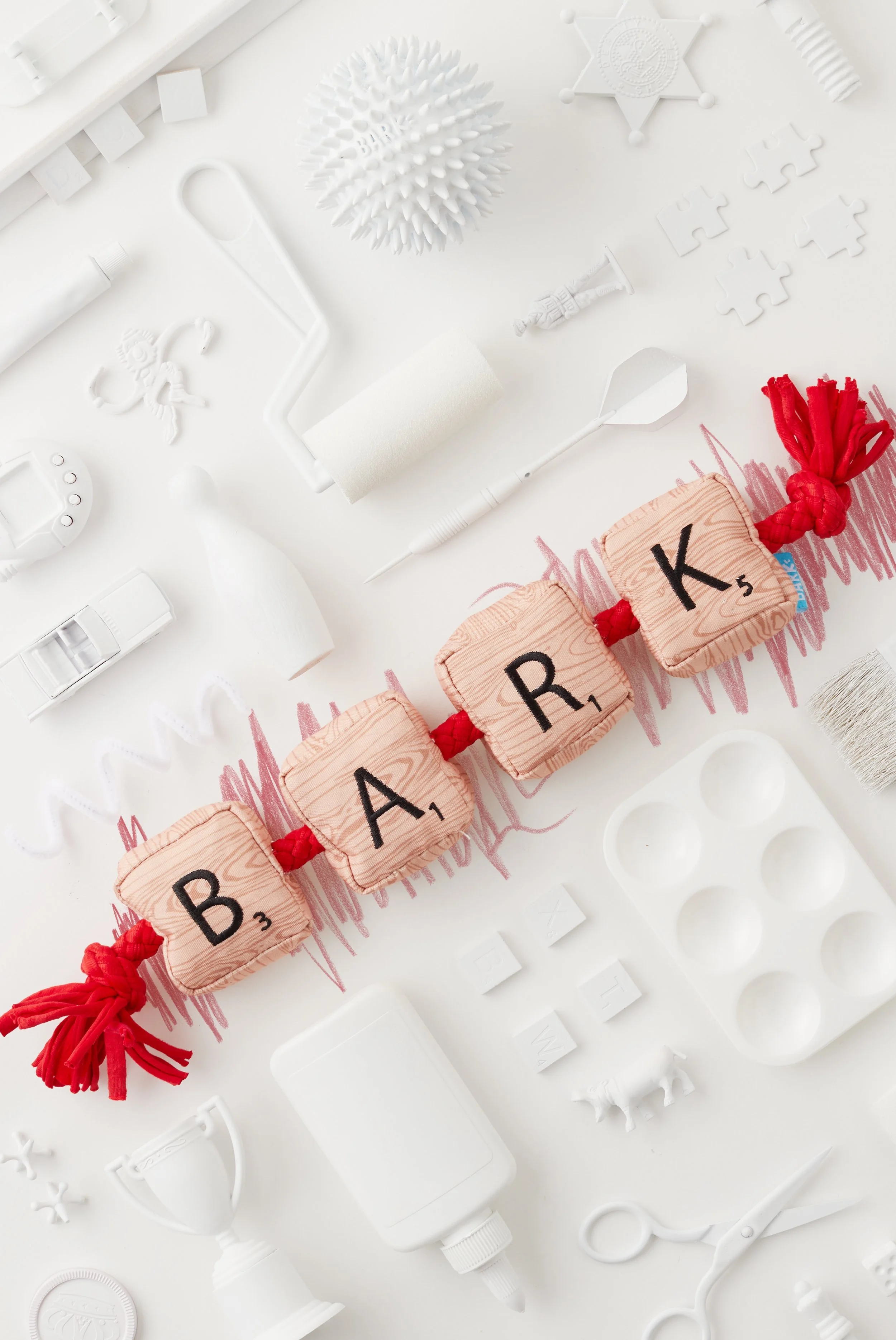 RETAIL_READ-EM-SQUEAK_PRODUCT-STYLED_0202.jpg