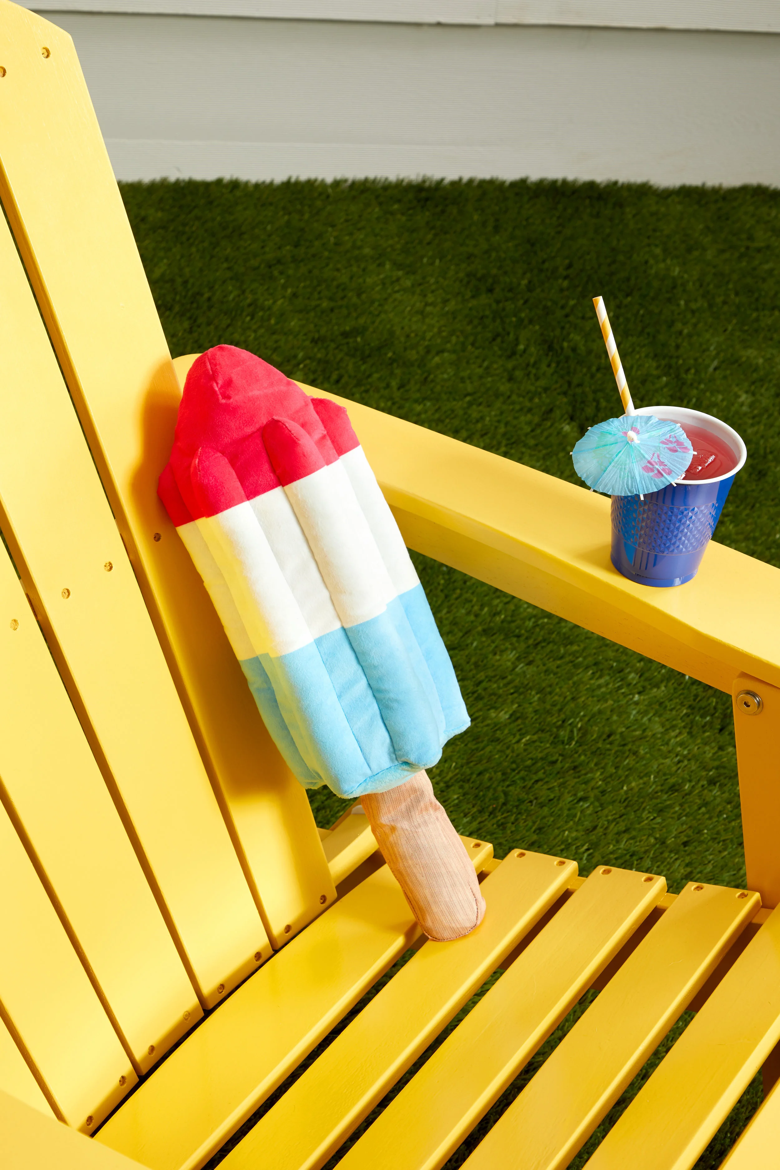 RETAIL ROCKET-PUPSICLE-XXL STYLED-PRODUCT 0313.jpg