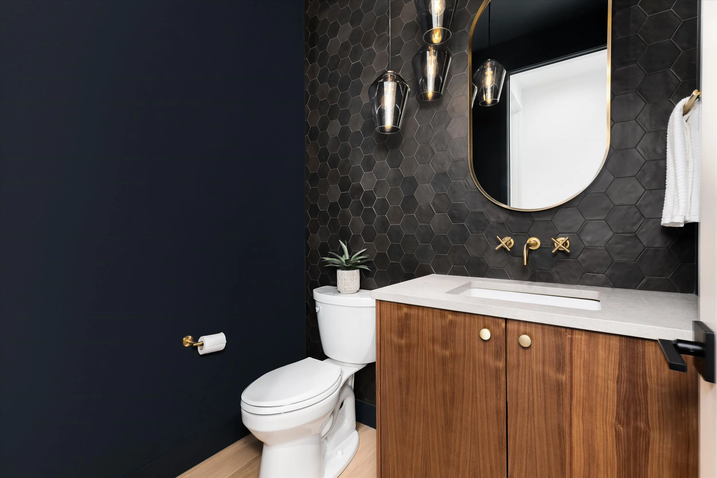 14-30-Powder Room.jpg