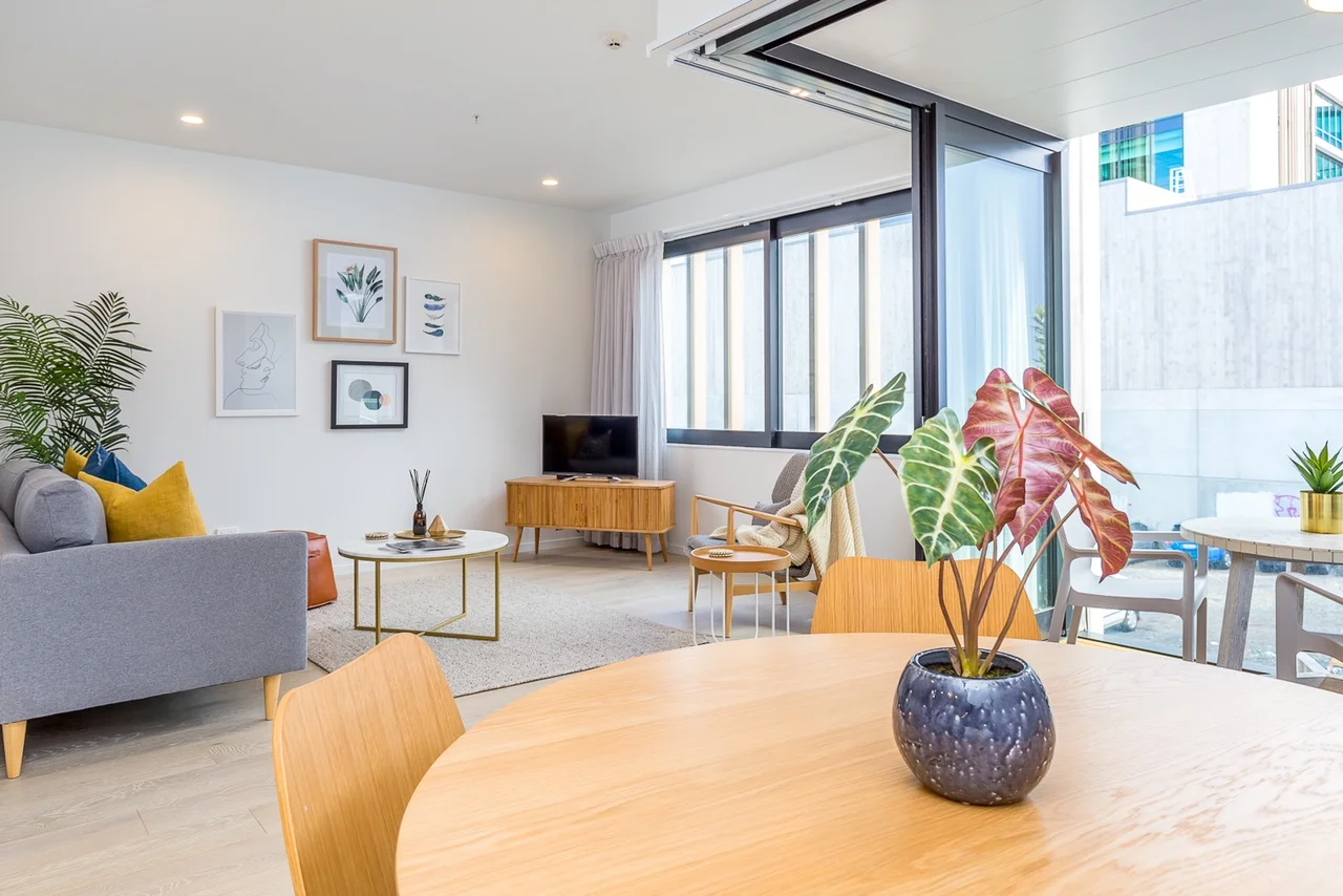 1C 12 Vinegar Lane-18.JPG