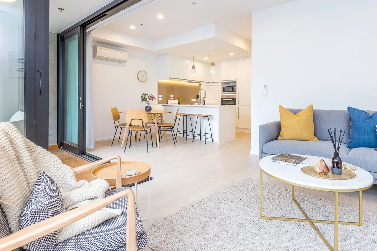 1C 12 Vinegar Lane-10.JPG