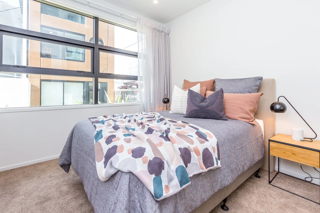 1C 12 Vinegar Lane-6.JPG