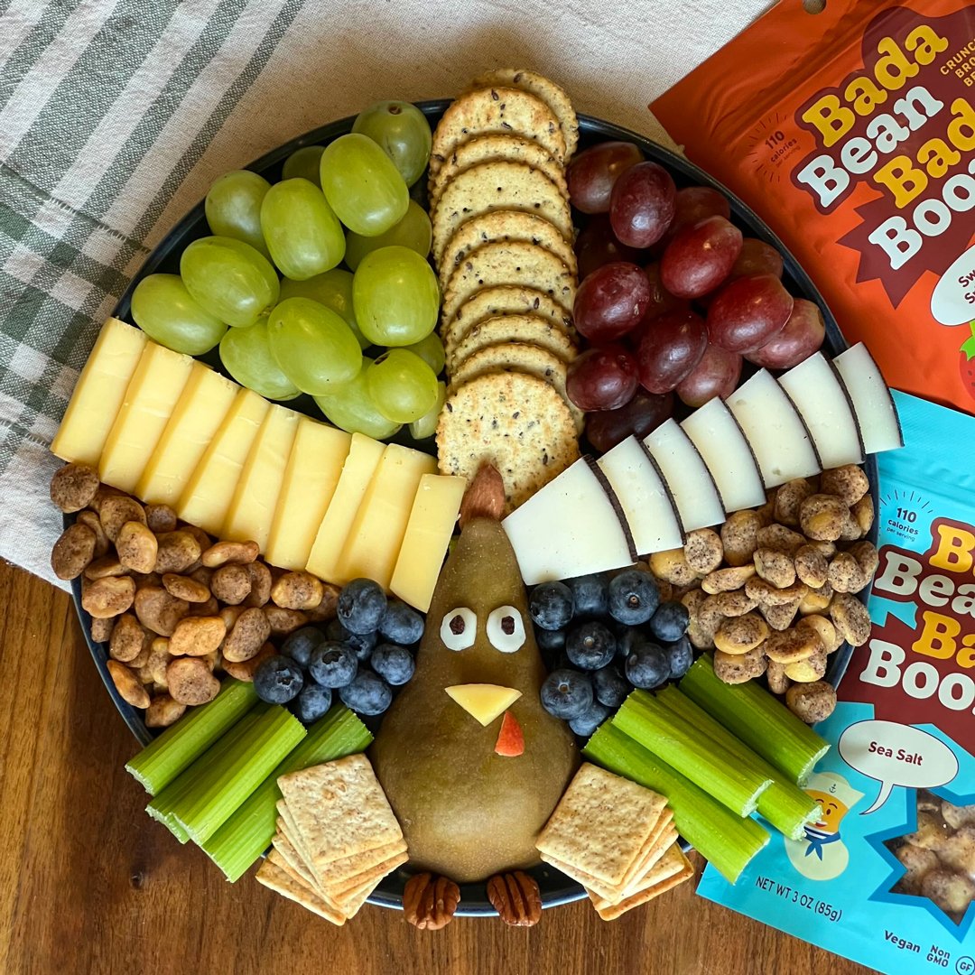 Thanksgiving-Snack-Board.jpg