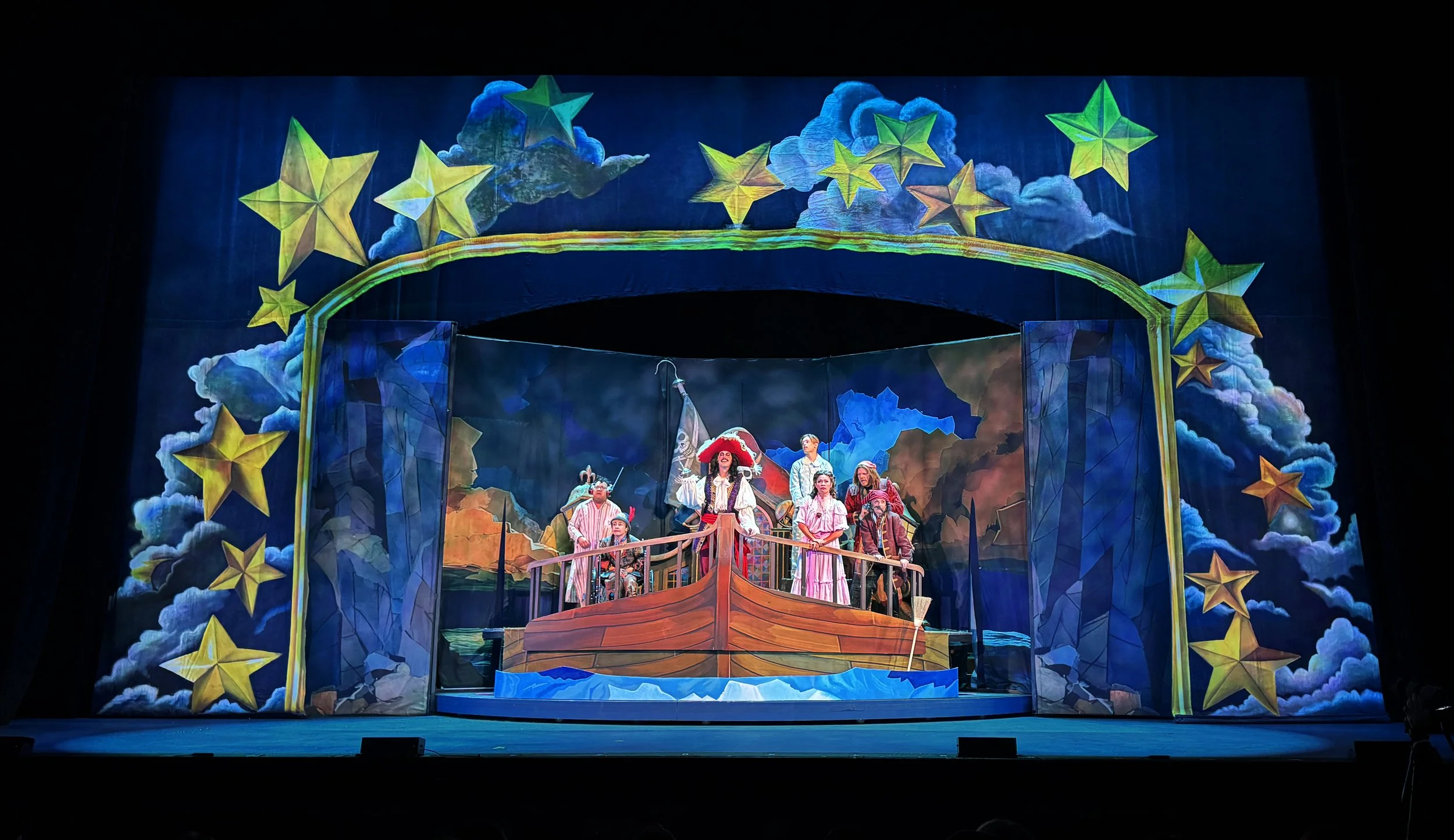 Stephen Gifford Peter Pan Goes Wrong 3.jpg