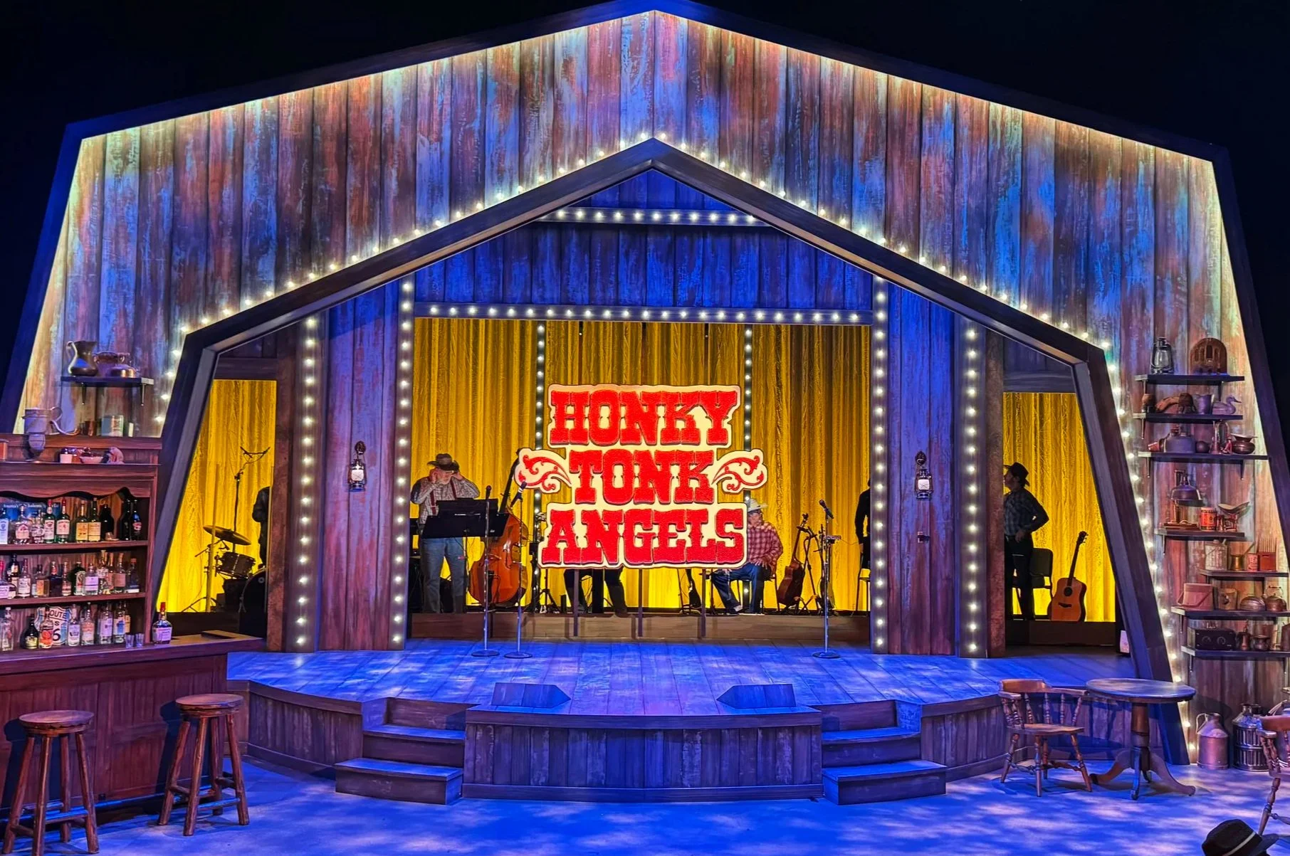 Honky+Tonk+Angels+Stephen+Gifford+10.jpg