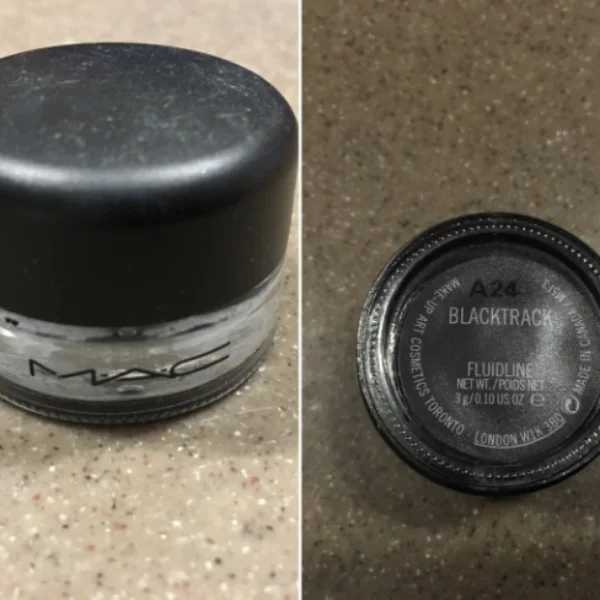    MAC Fluidline (Pot)     Description:    M·A·C Fluidline is an ultrasmooth gel formula that provides the precision of a liquid liner with a silkier, softer finish. It goes on foolproof with a brush (sold separately) in an easy dip-and-stroke action