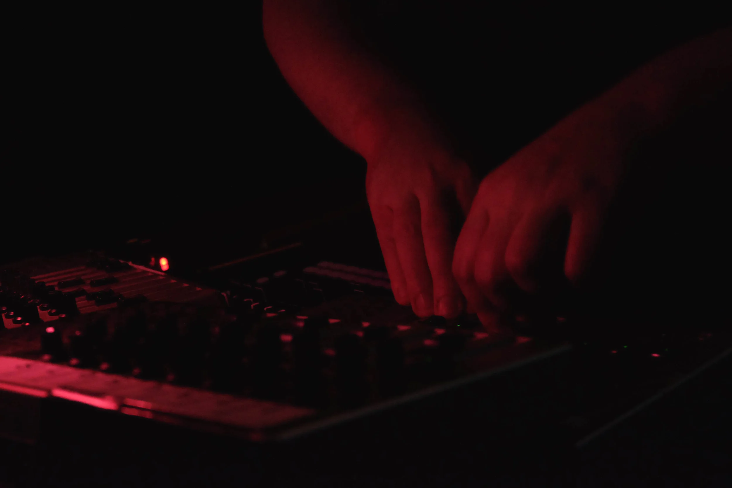 mred-2.jpg